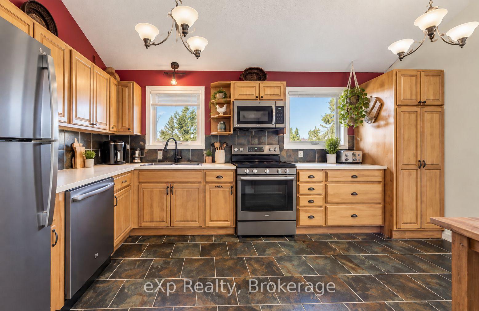 Photo 4 of 111690 Grey Road 14, Southgate — HOMEH