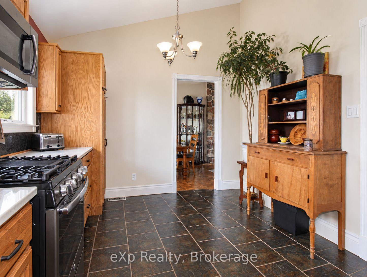 Photo 5 of 111690 Grey Road 14, Southgate — HOMEH