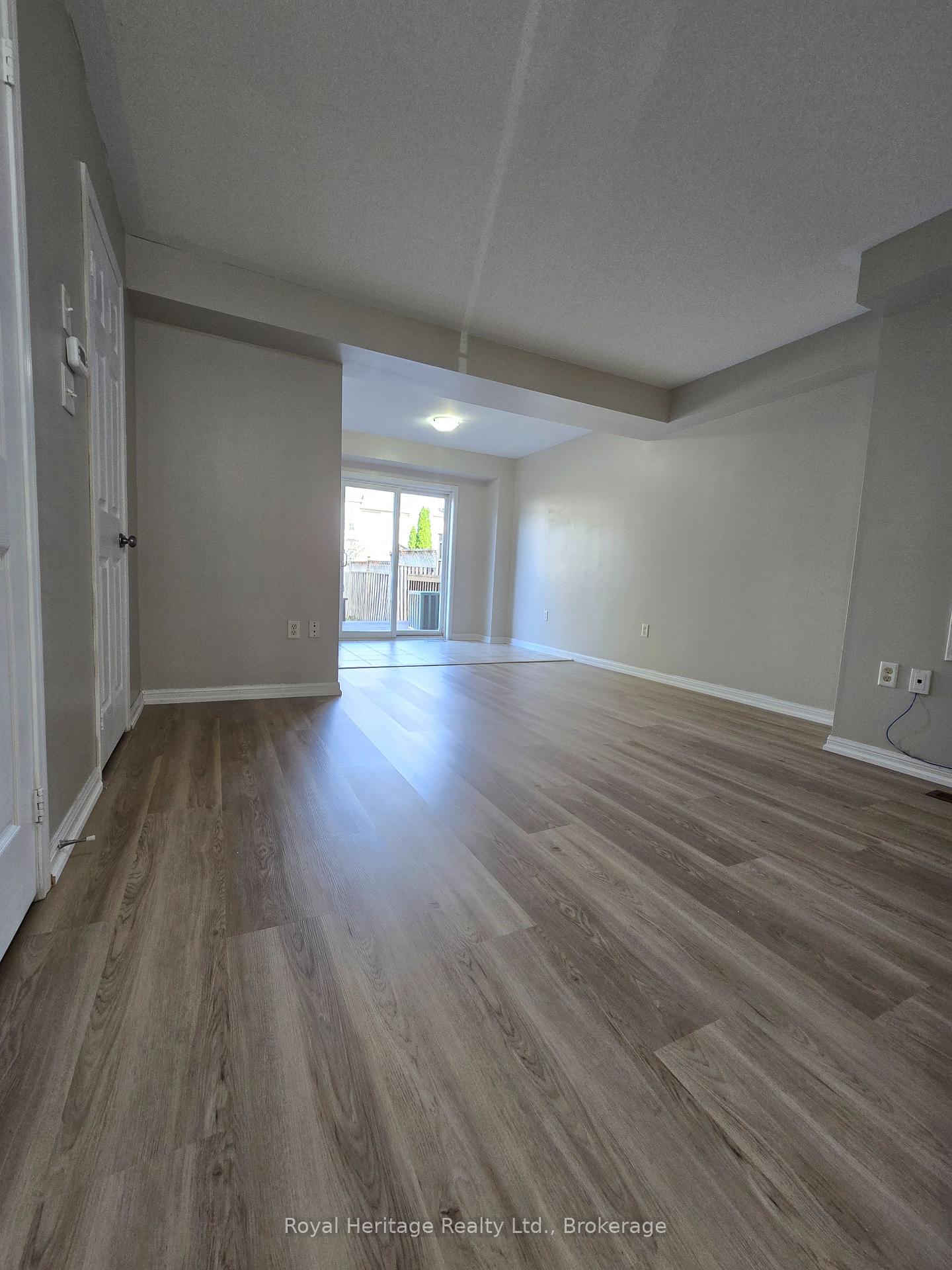 Photo 5 of 67 Toscana Drive, Whitby, Taunton North — HOMEH