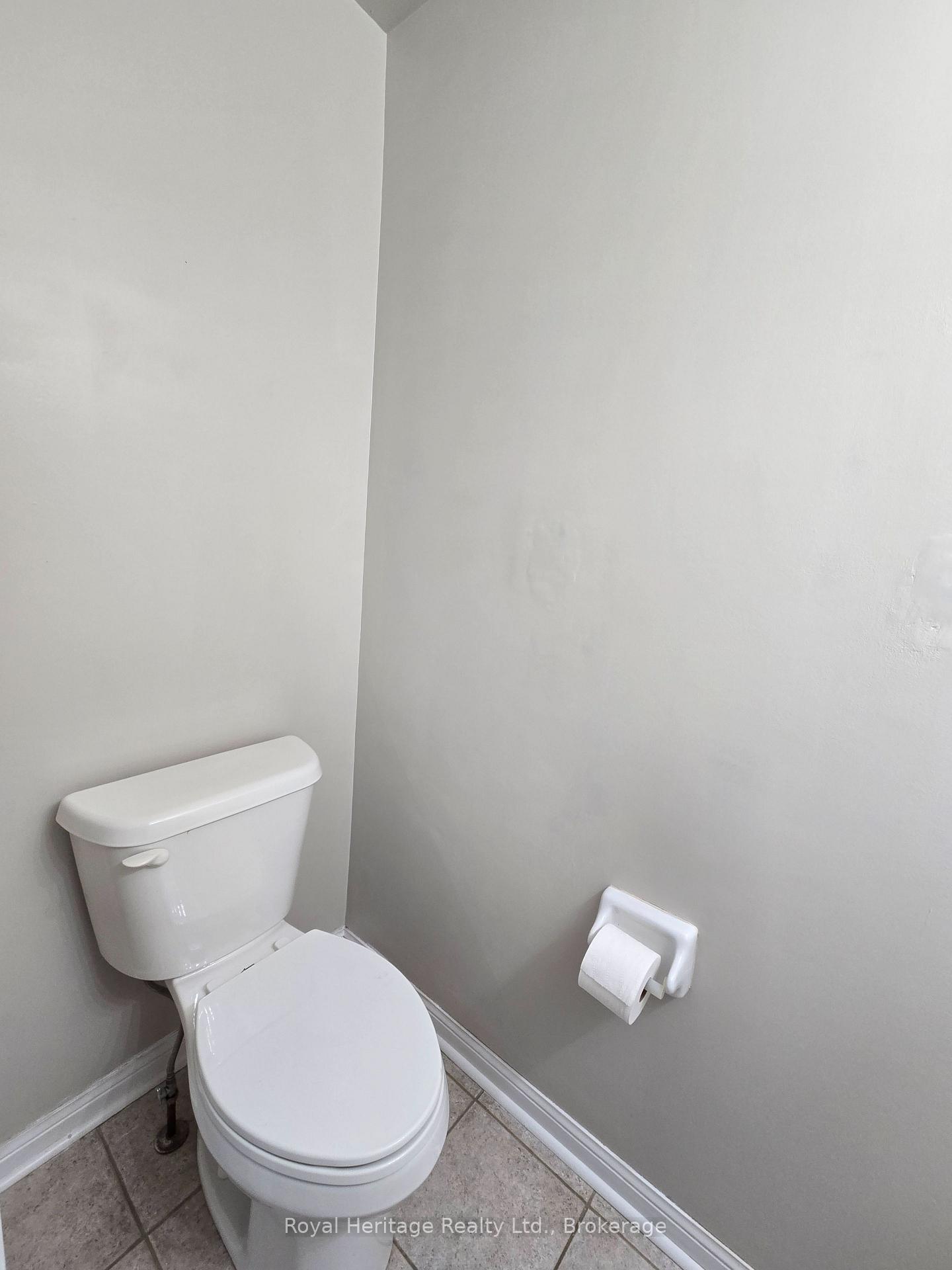 Photo 12 of 67 Toscana Drive, Whitby, Taunton North — HOMEH