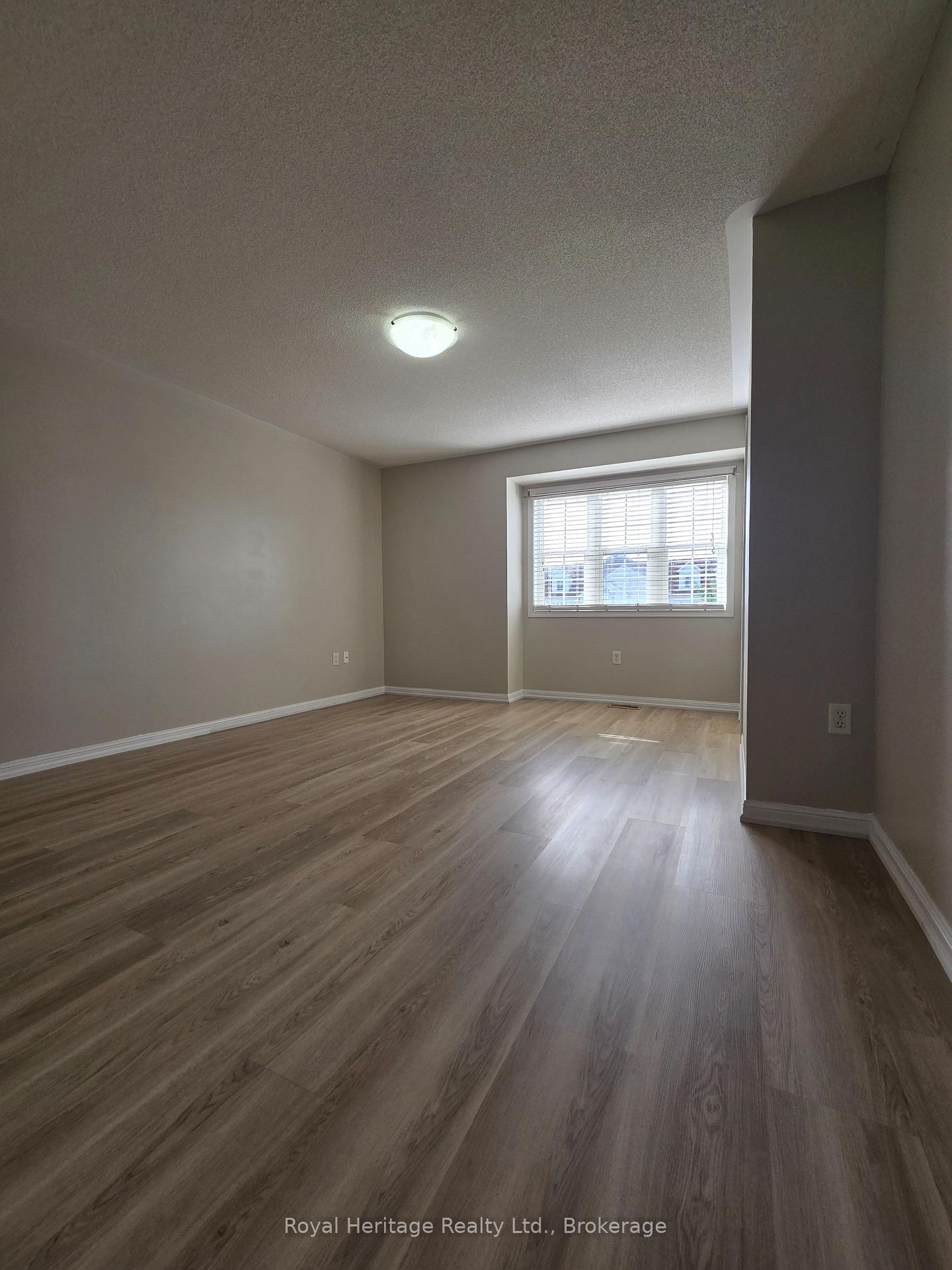 Photo 14 of 67 Toscana Drive, Whitby, Taunton North — HOMEH