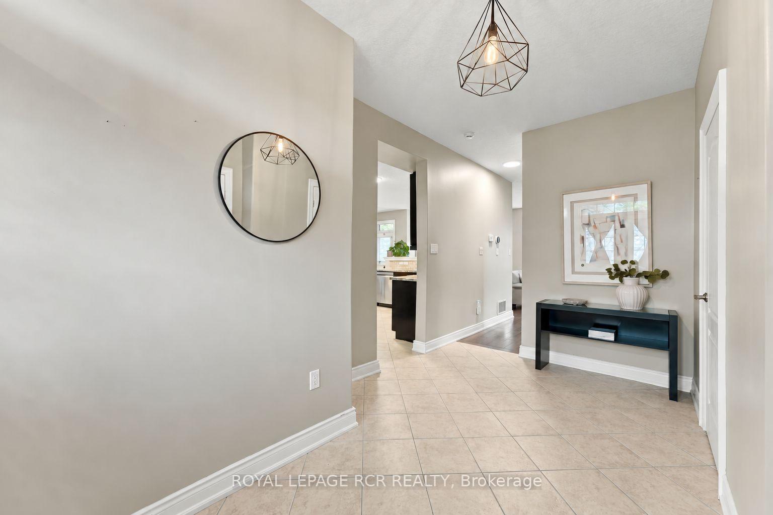 Photo 4 of 825 Booth Avenue, Innisfil, Alcona — HOMEH