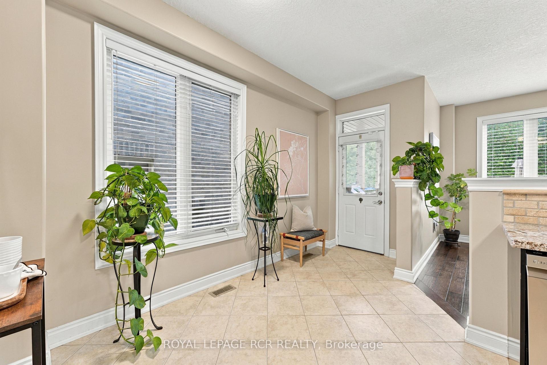 Photo 10 of 825 Booth Avenue, Innisfil, Alcona — HOMEH