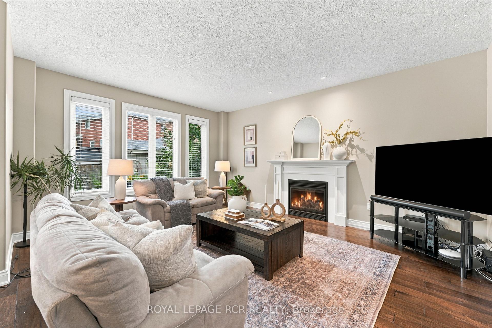 Photo 13 of 825 Booth Avenue, Innisfil, Alcona — HOMEH