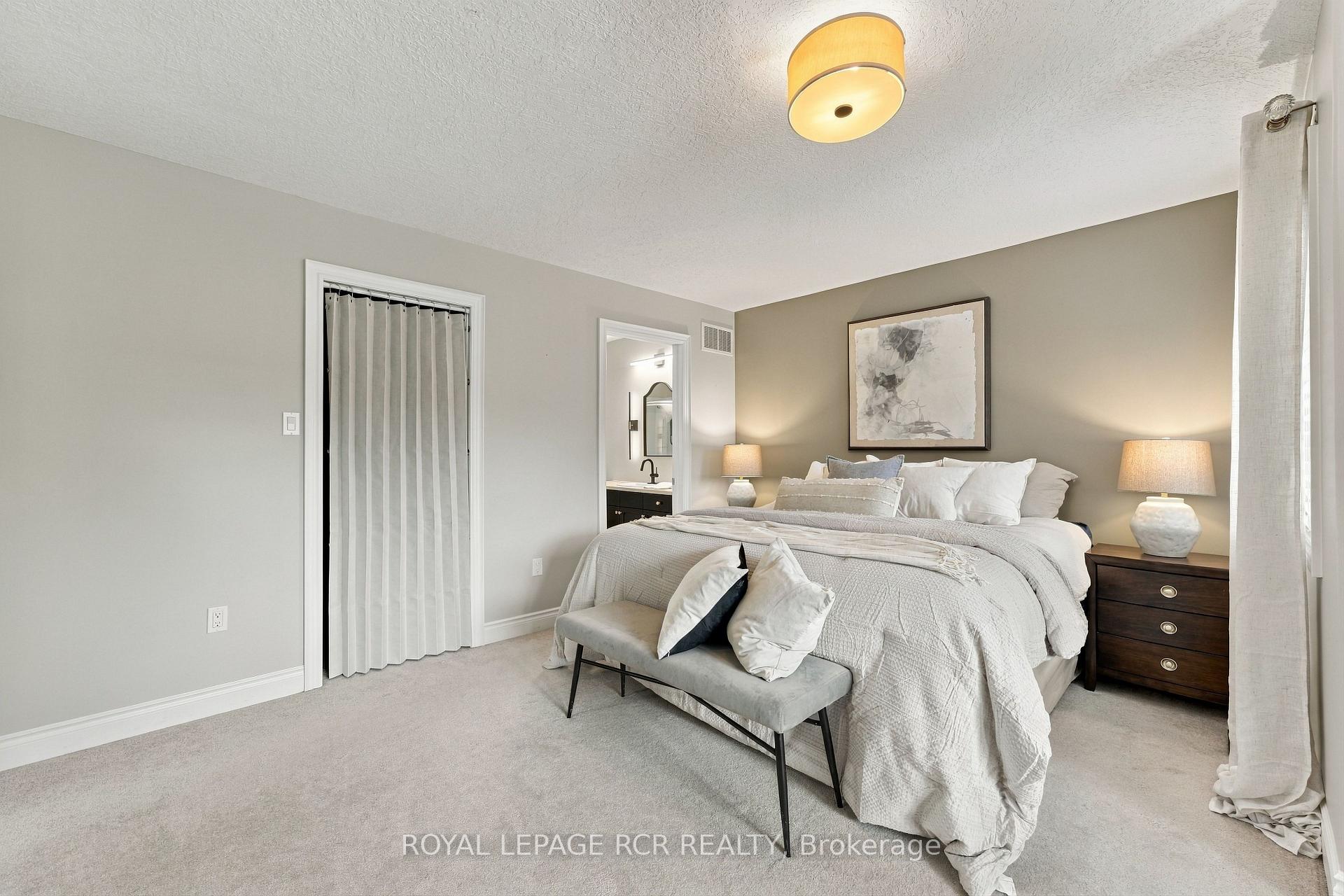 Photo 17 of 825 Booth Avenue, Innisfil, Alcona — HOMEH