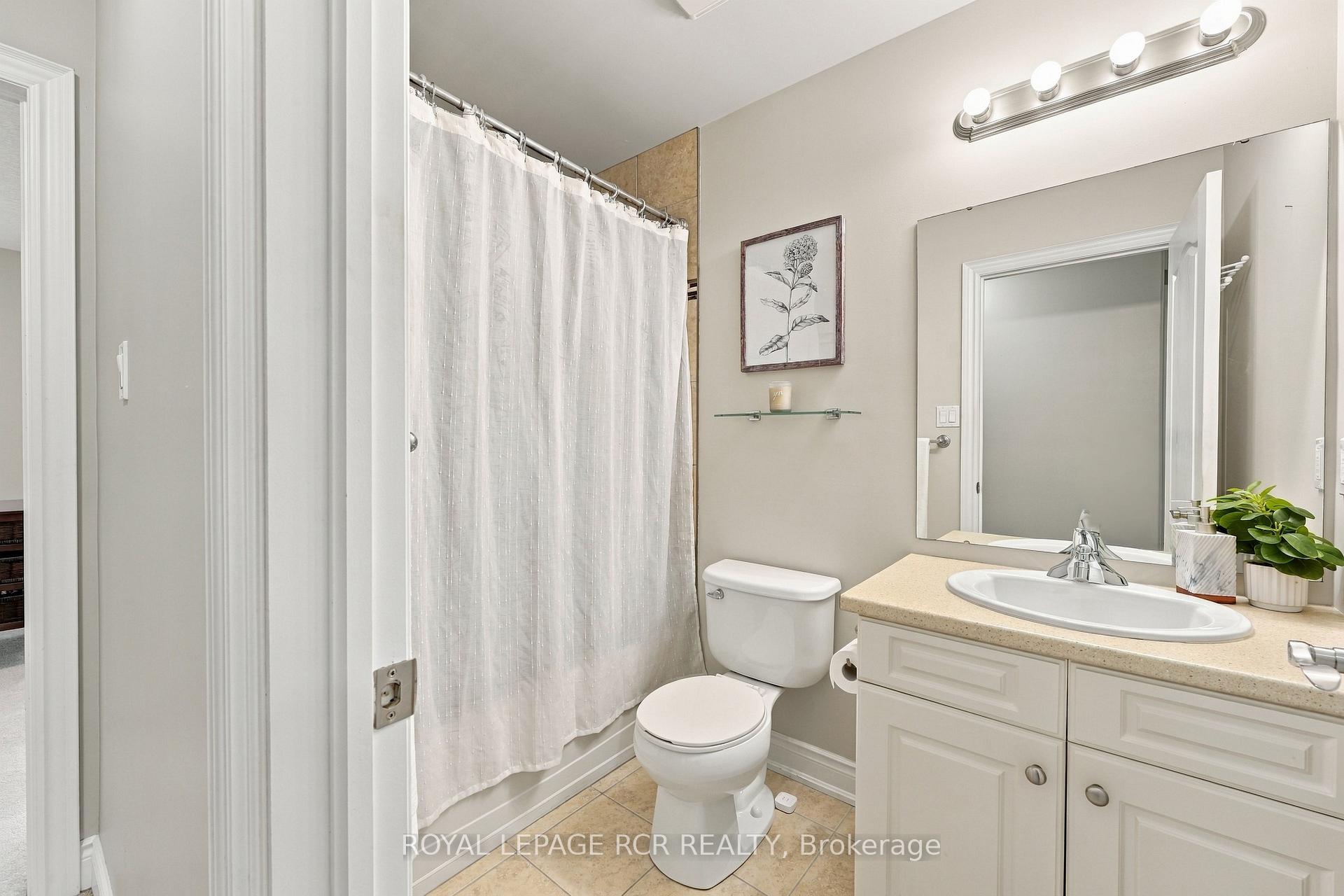 Photo 23 of 825 Booth Avenue, Innisfil, Alcona — HOMEH