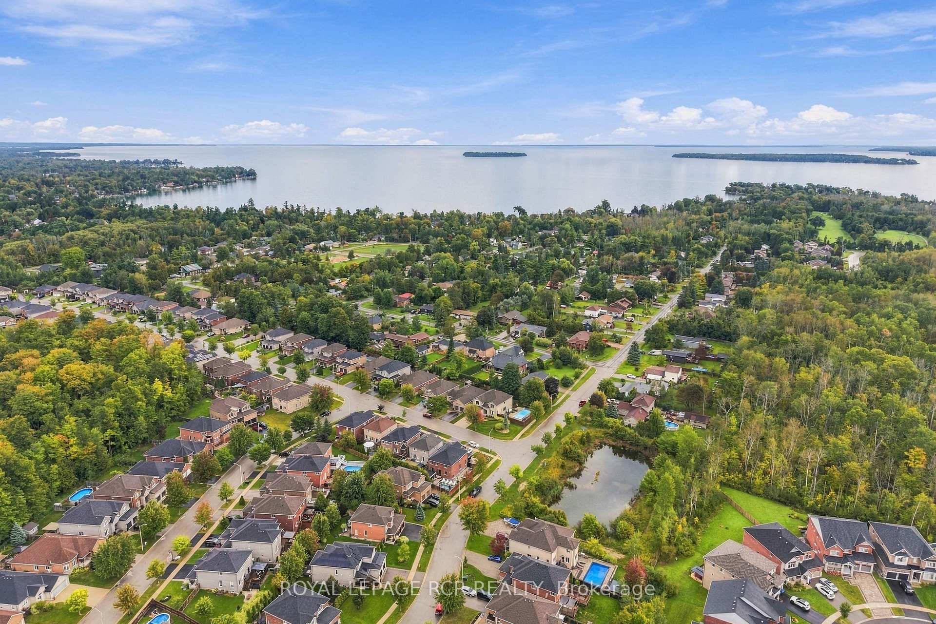 Photo 33 of 825 Booth Avenue, Innisfil, Alcona — HOMEH