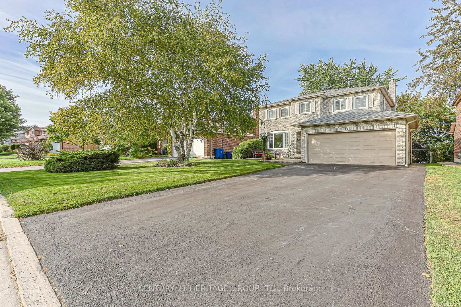 Photo of 66 Howlett Avenue