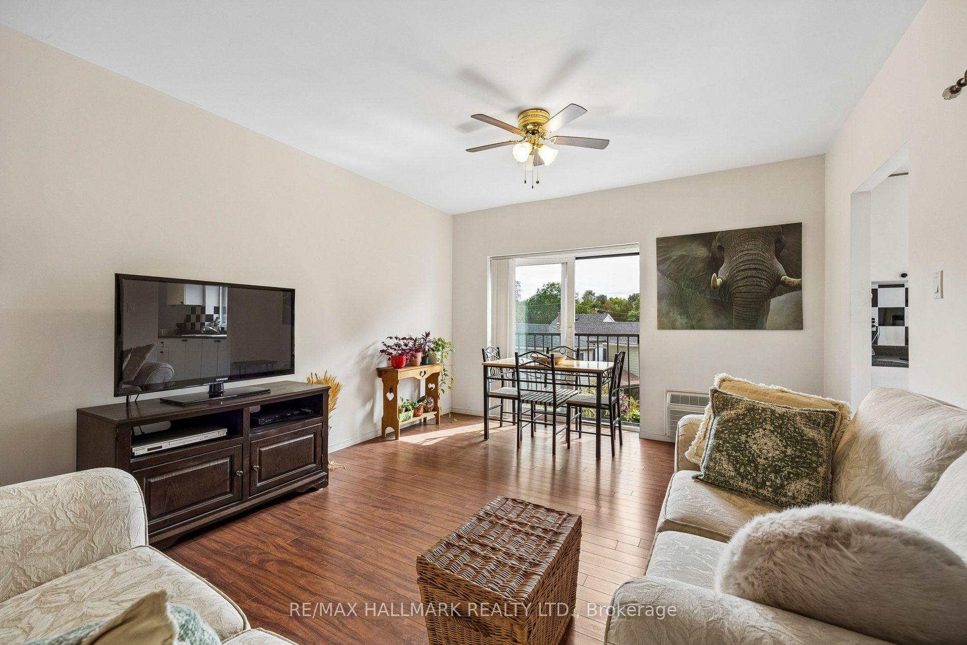 Photo 4 of Unit 104, 1715 Kingston Road, Scarborough, Birchcliffe-Cliffside — HOMEH