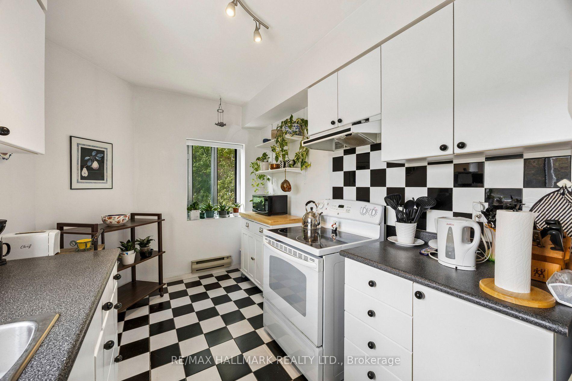 Photo 9 of Unit 104, 1715 Kingston Road, Scarborough, Birchcliffe-Cliffside — HOMEH