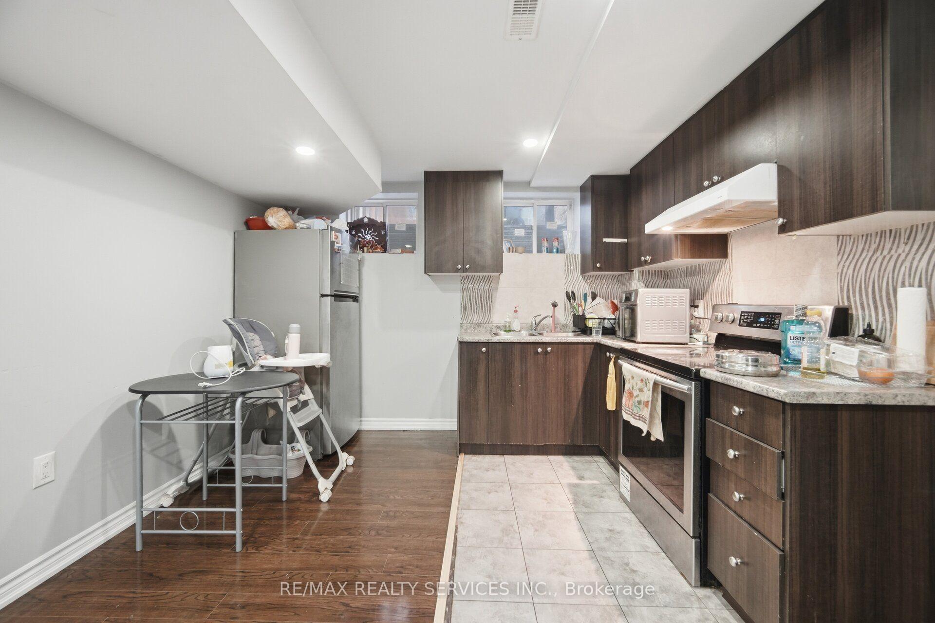 Photo 40 of 3 Fenchurch Drive, Brampton, Northwest Brampton — HOMEH