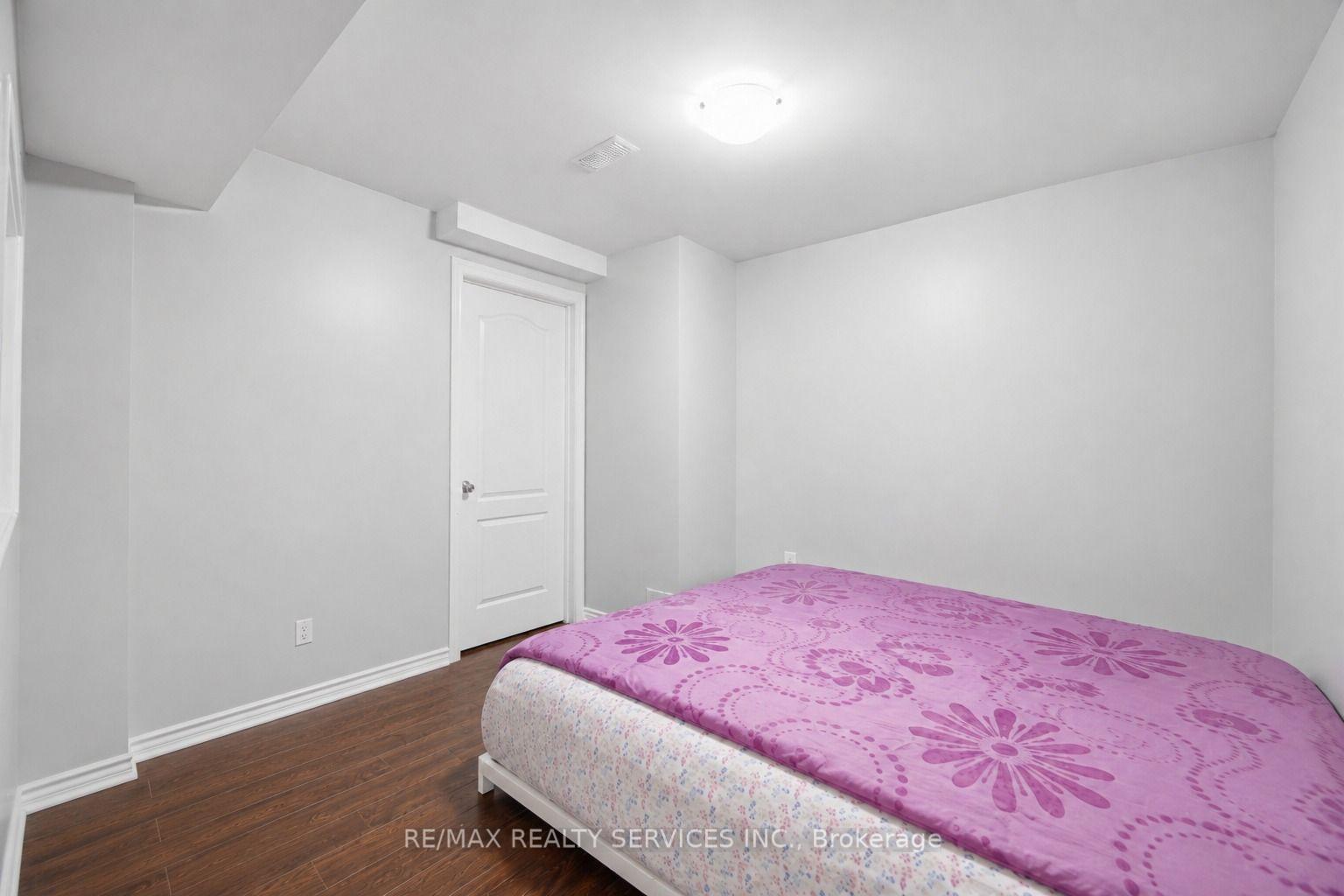 Photo 43 of 3 Fenchurch Drive, Brampton, Northwest Brampton — HOMEH