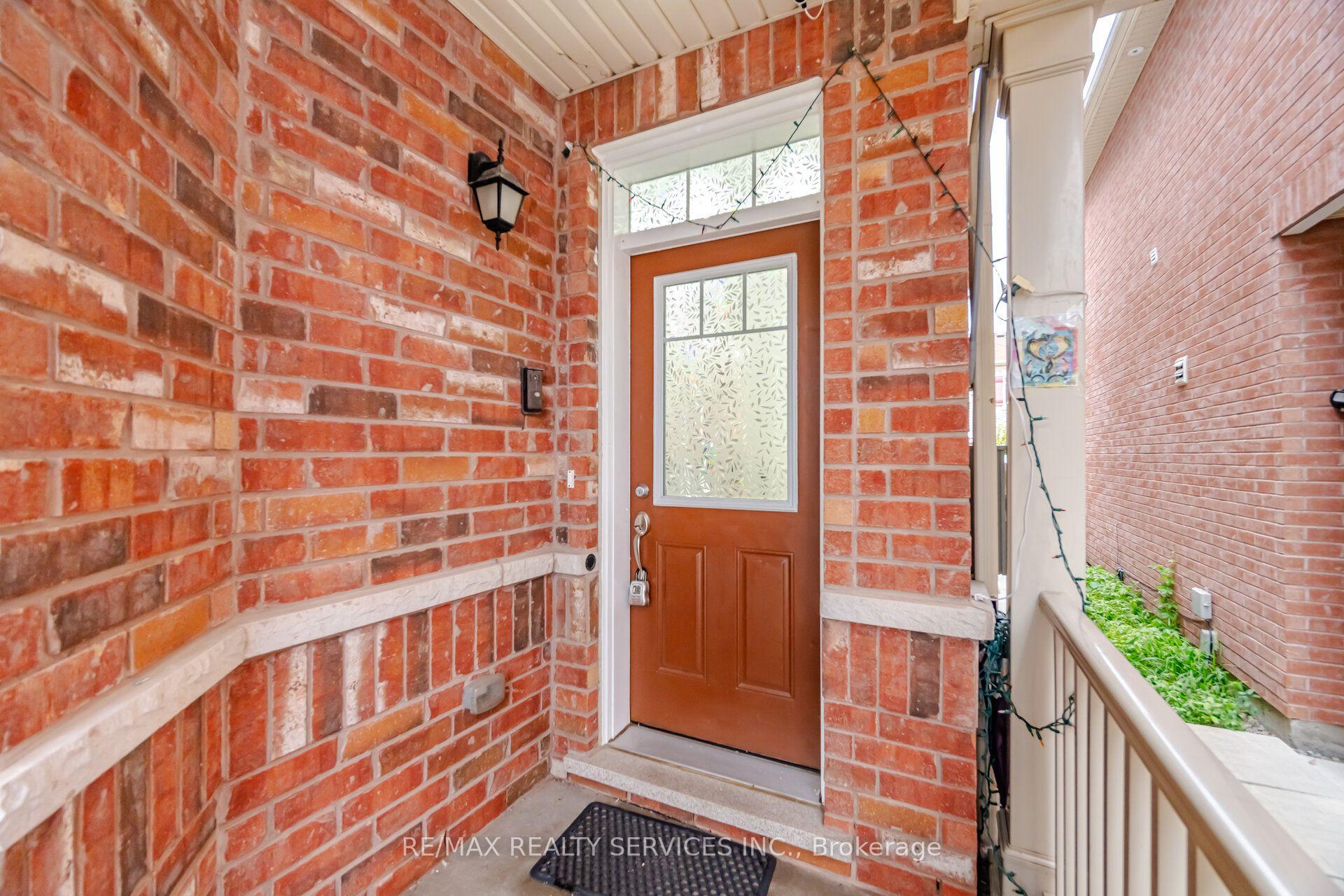 Photo 49 of 3 Fenchurch Drive, Brampton, Northwest Brampton — HOMEH