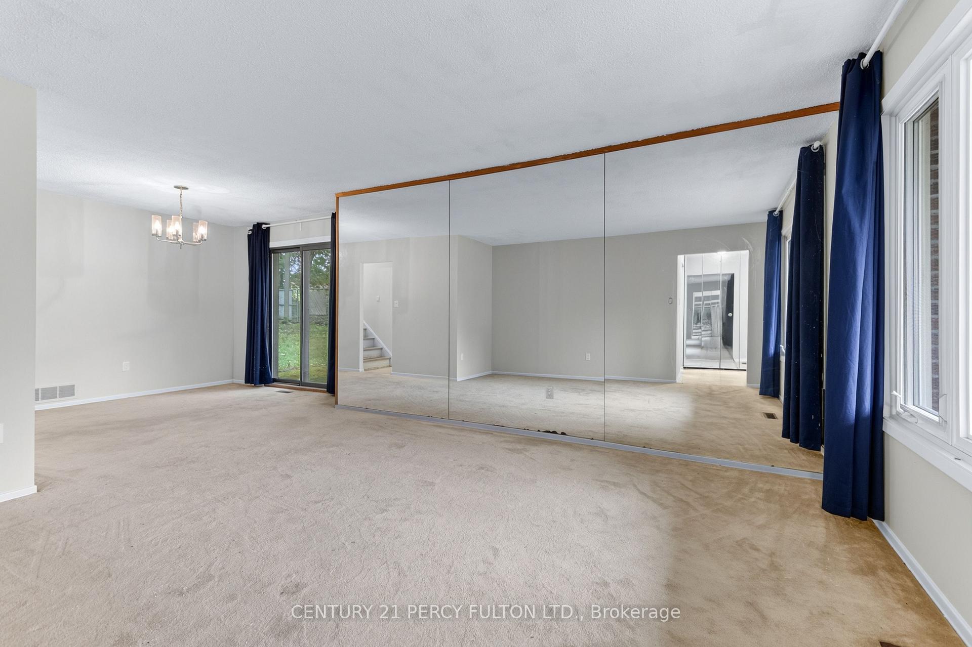 Photo 7 of 11 Aldergrove Circle, Barrie, Cundles East — HOMEH