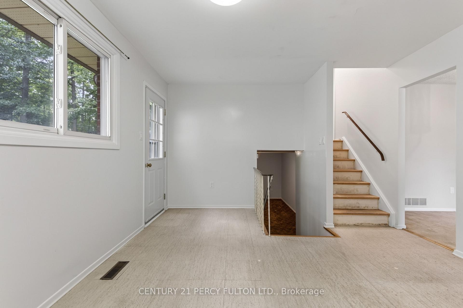 Photo 24 of 11 Aldergrove Circle, Barrie, Cundles East — HOMEH