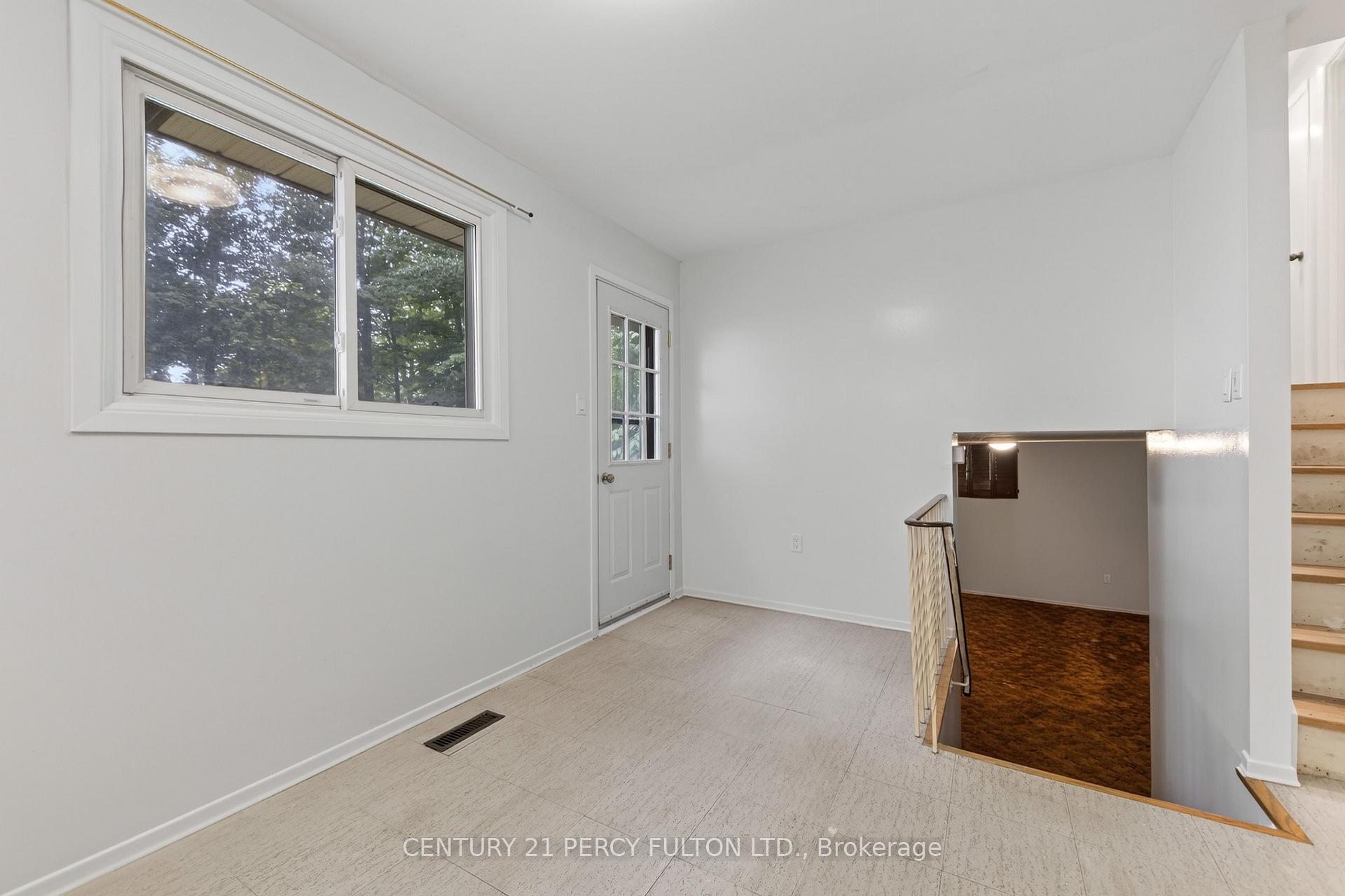 Photo 25 of 11 Aldergrove Circle, Barrie, Cundles East — HOMEH