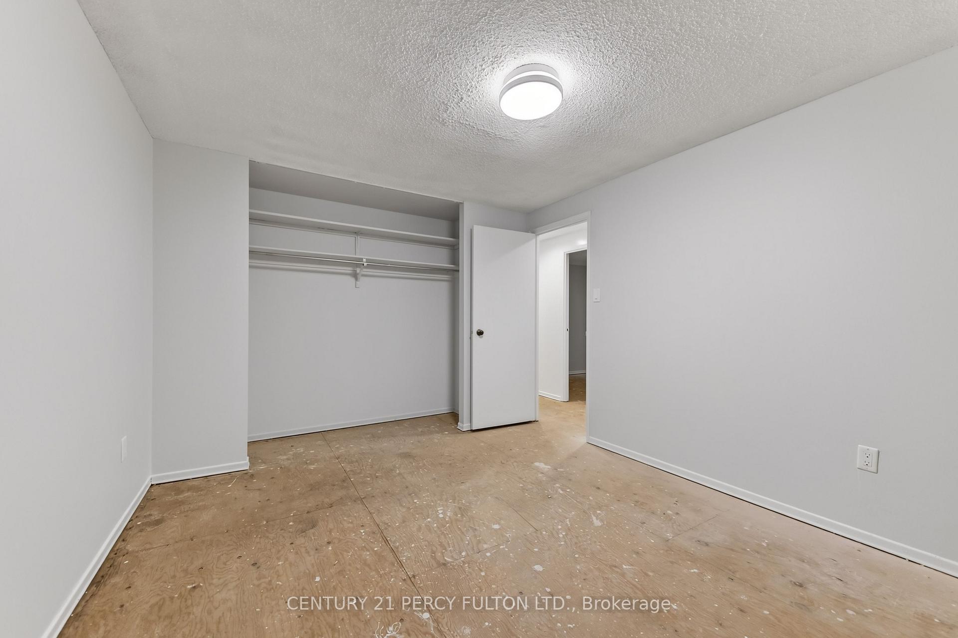 Photo 30 of 11 Aldergrove Circle, Barrie, Cundles East — HOMEH