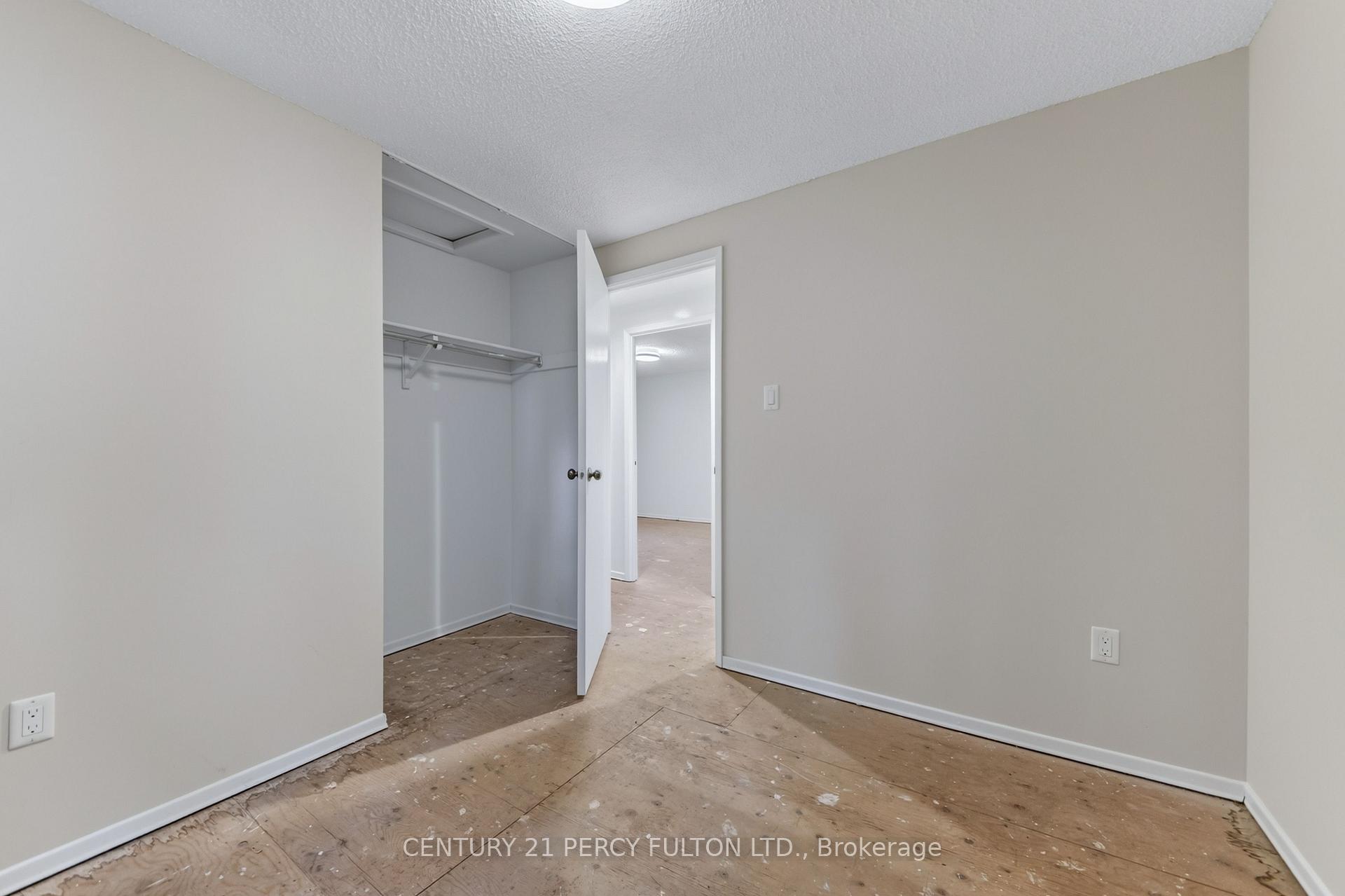 Photo 39 of 11 Aldergrove Circle, Barrie, Cundles East — HOMEH