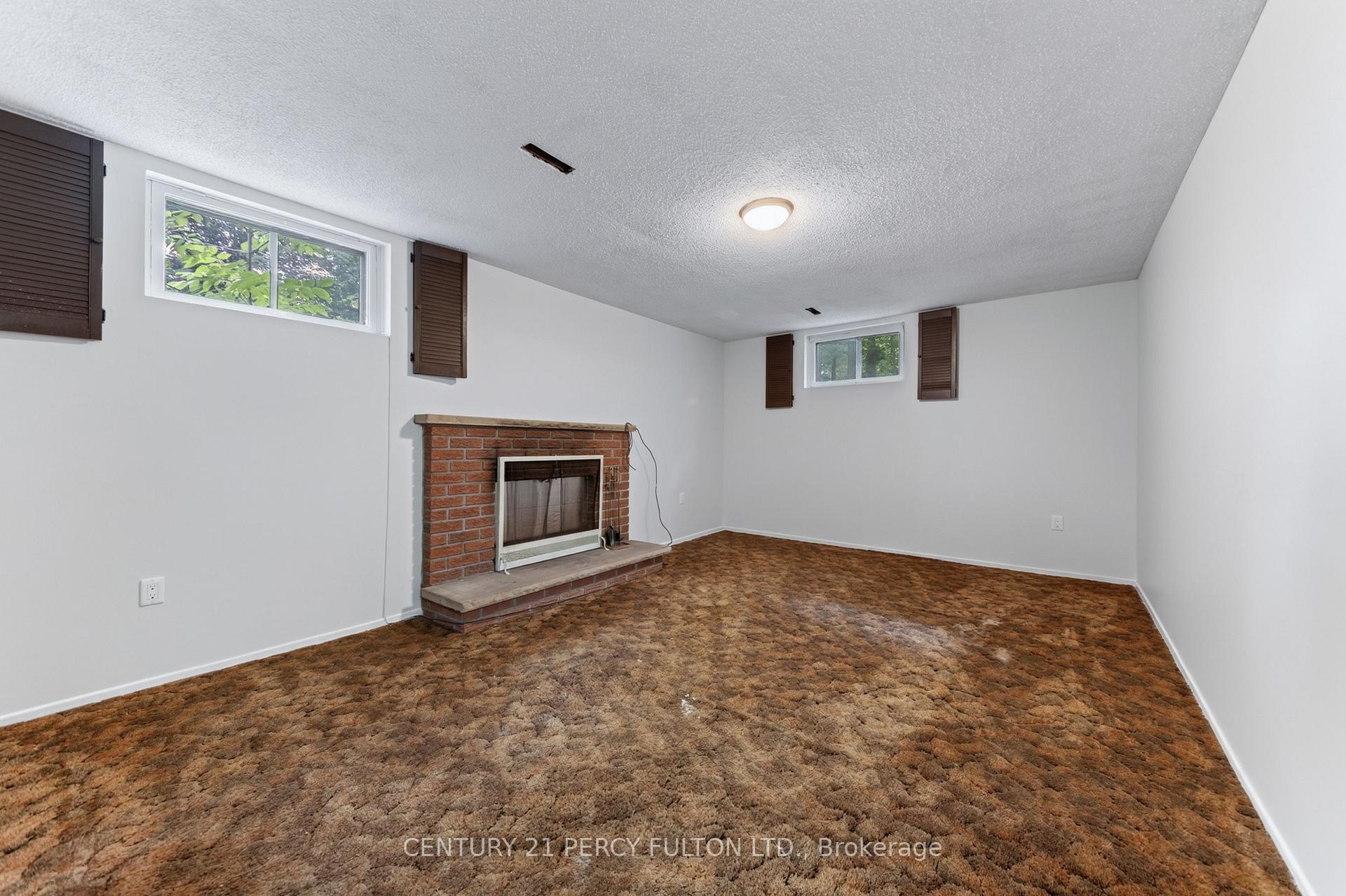 Photo 43 of 11 Aldergrove Circle, Barrie, Cundles East — HOMEH