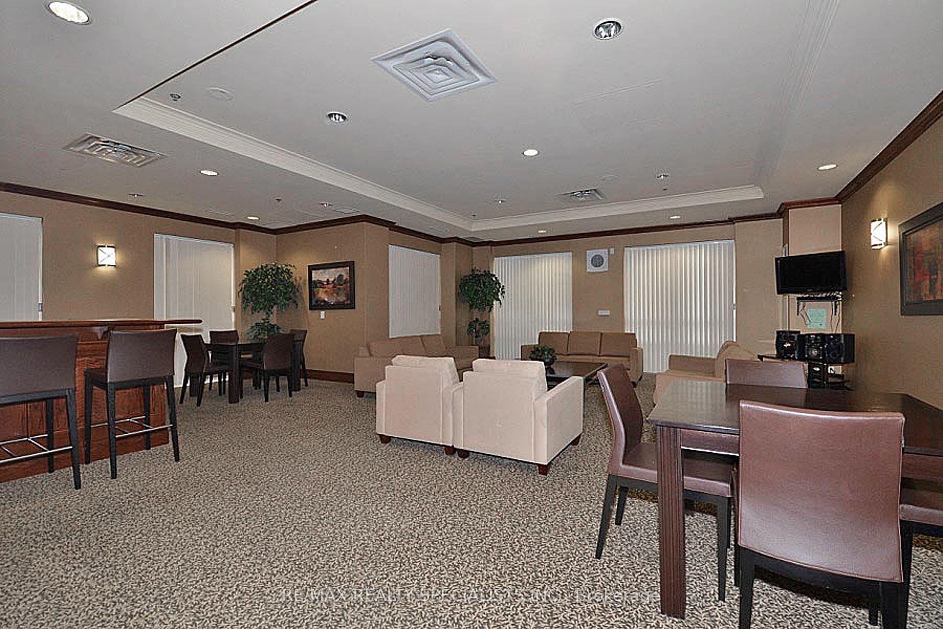 Photo 25 of Unit 1005, 5 Michael Power Place, Etobicoke, Islington-City Centre West — HOMEH