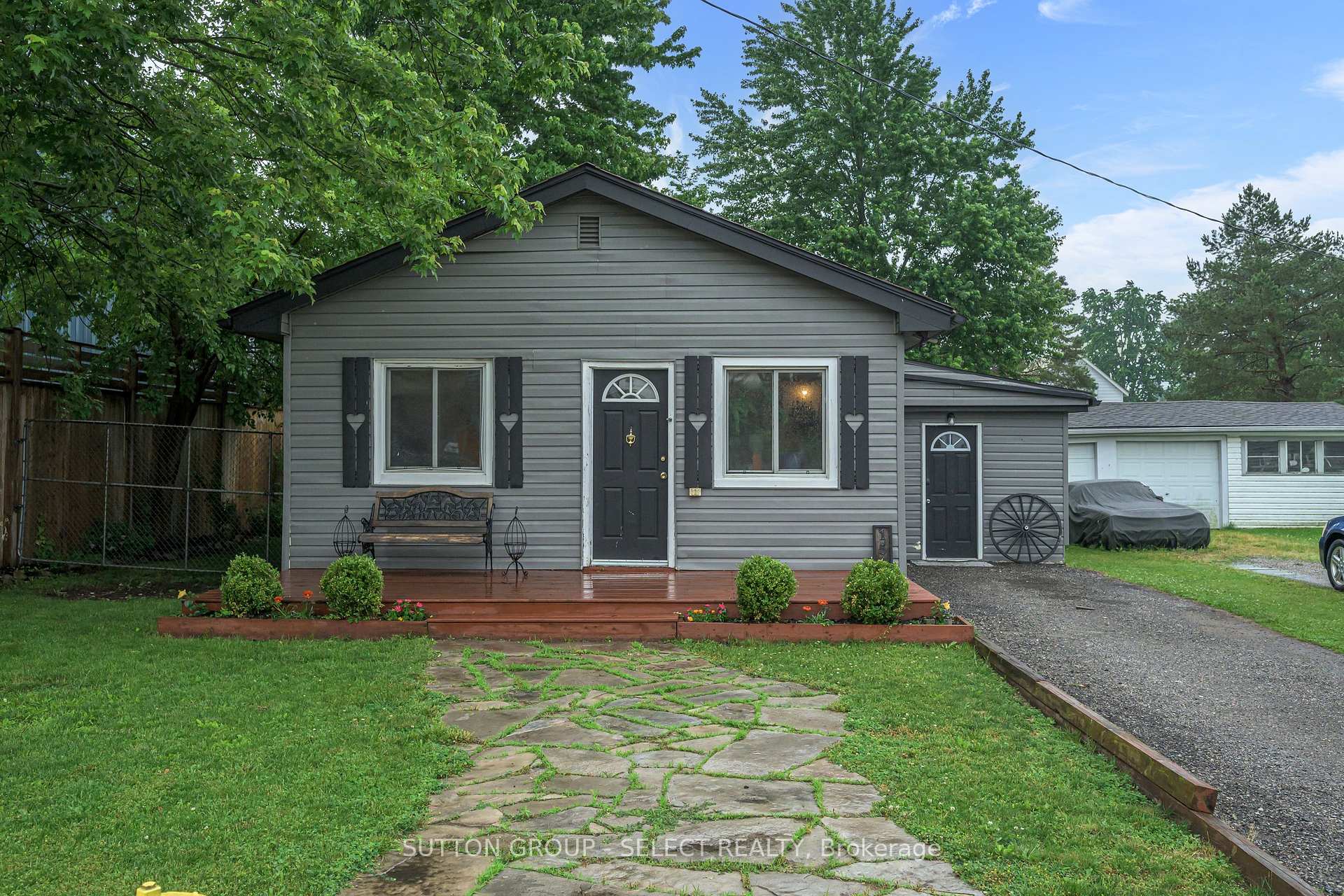 Photo of 152 Elm Street