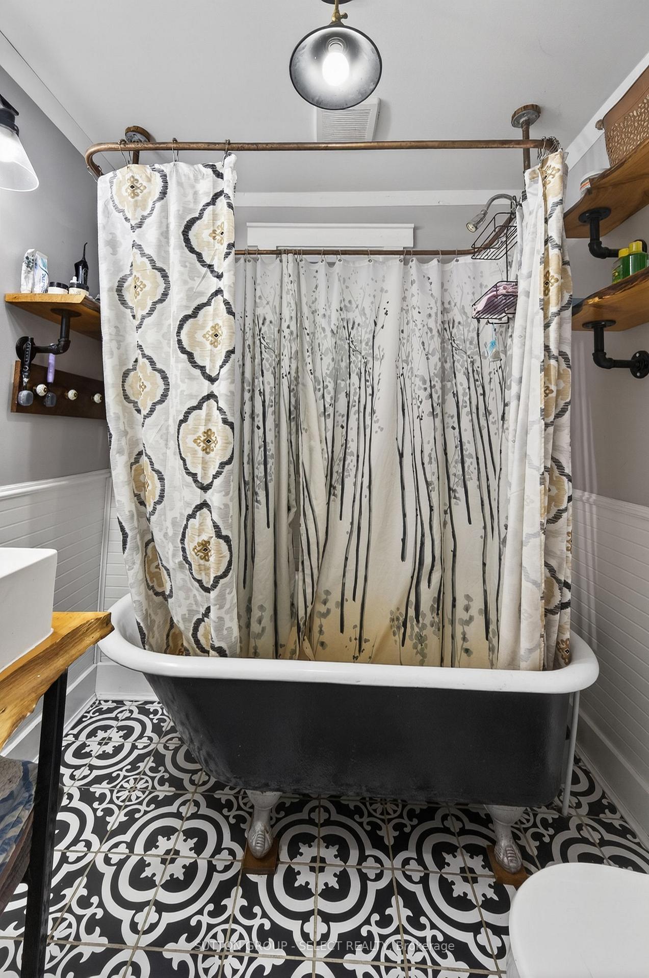 Photo 13 of 152 Elm Street, West Elgin, West Lorne — HOMEH
