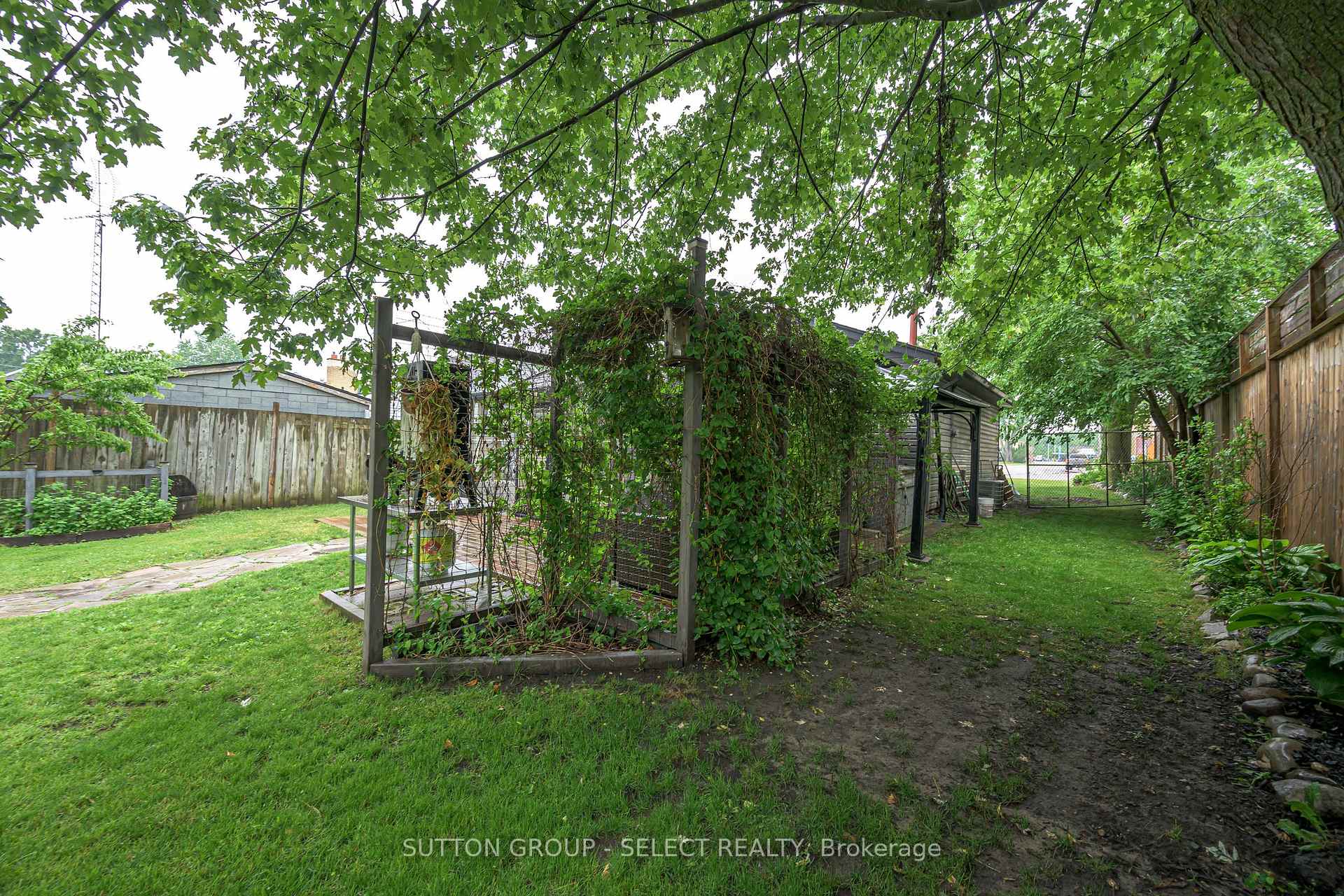 Photo 23 of 152 Elm Street, West Elgin, West Lorne — HOMEH