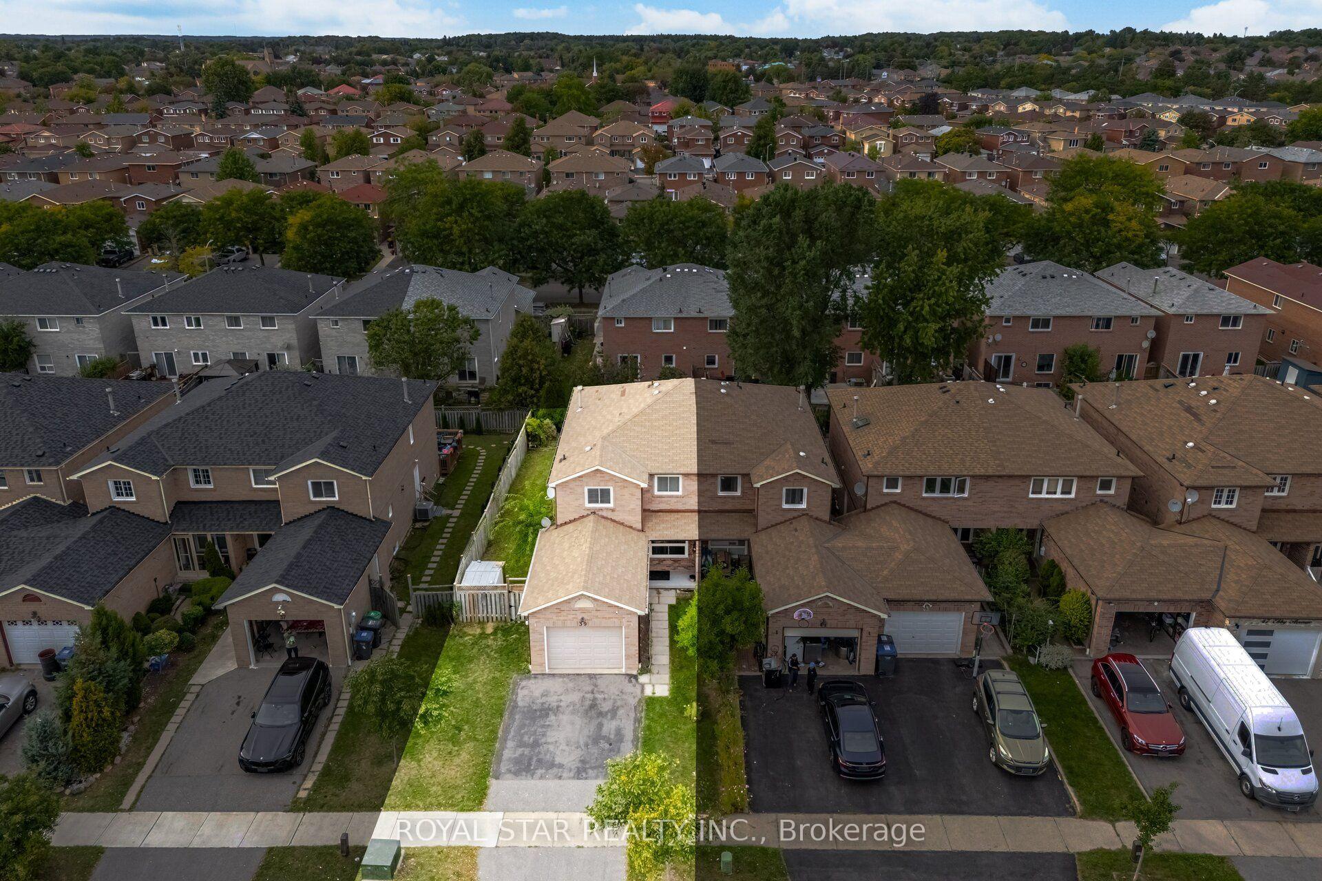 Photo 2 of 39 Ebby Avenue E, Brampton, Heart Lake West — HOMEH