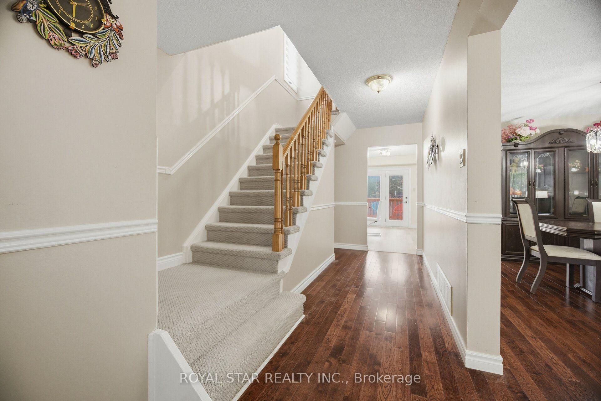 Photo 22 of 39 Ebby Avenue E, Brampton, Heart Lake West — HOMEH