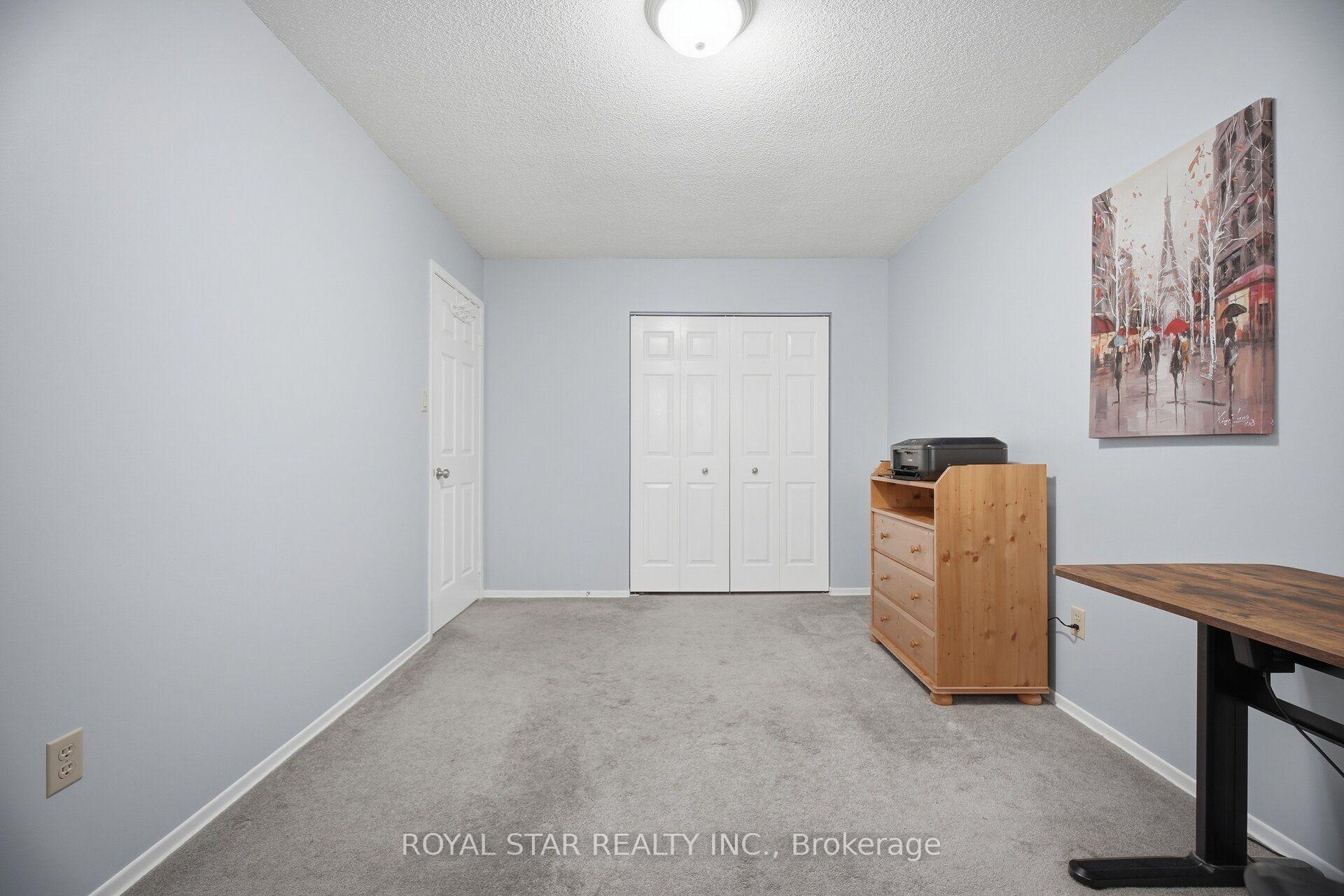 Photo 29 of 39 Ebby Avenue E, Brampton, Heart Lake West — HOMEH