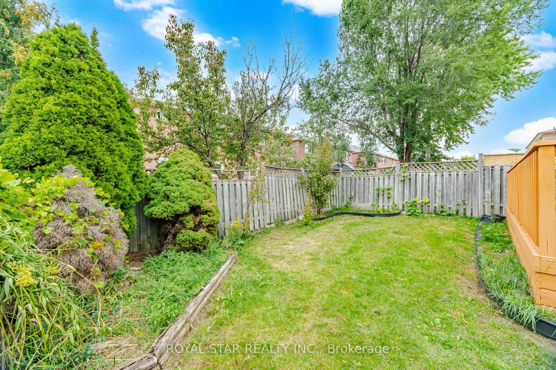 Photo 39 of 39 Ebby Avenue E, Brampton, Heart Lake West — HOMEH