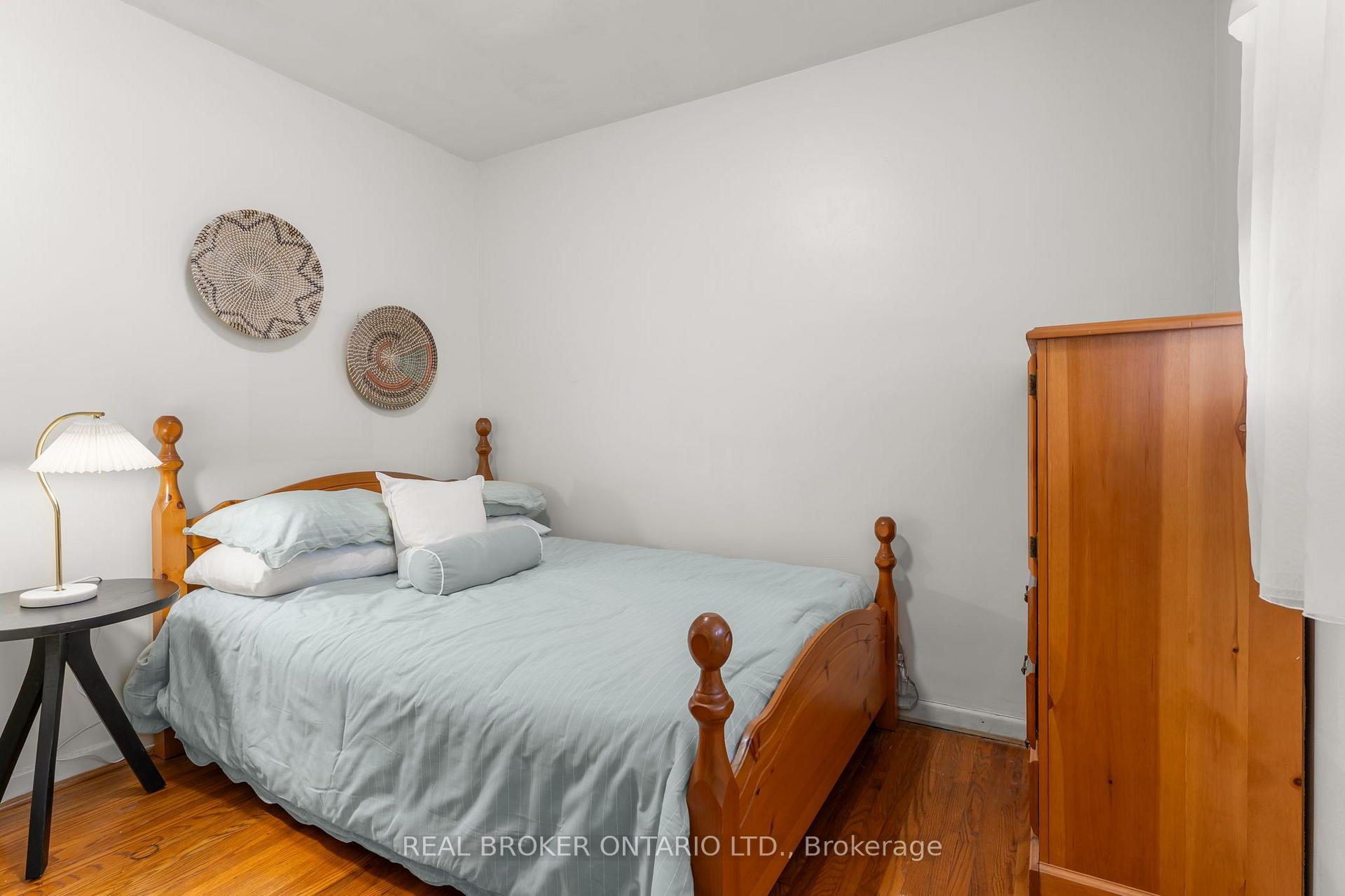 Photo 16 of 55 Rayoak Drive, North York, Parkwoods-Donalda — HOMEH