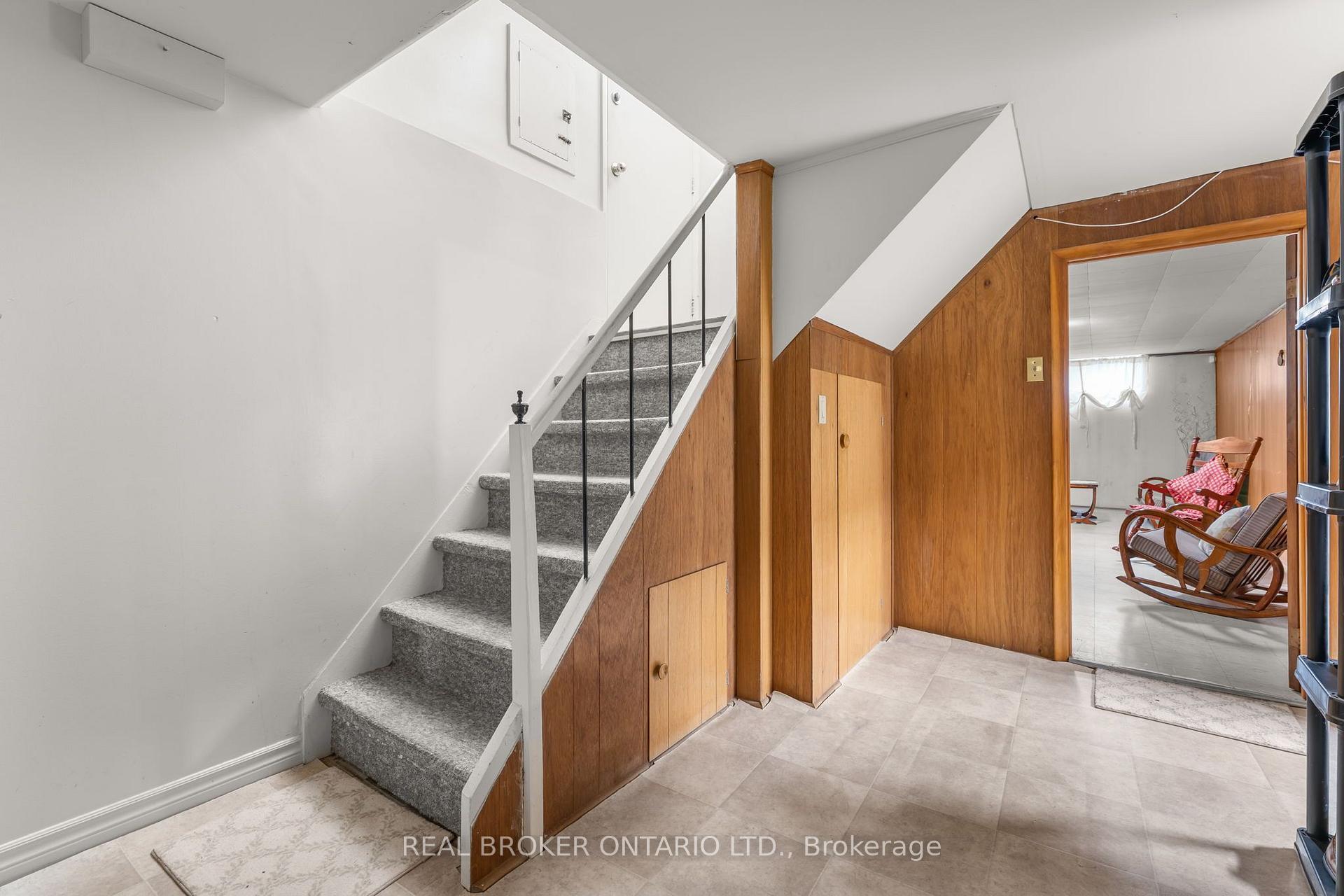 Photo 19 of 55 Rayoak Drive, North York, Parkwoods-Donalda — HOMEH