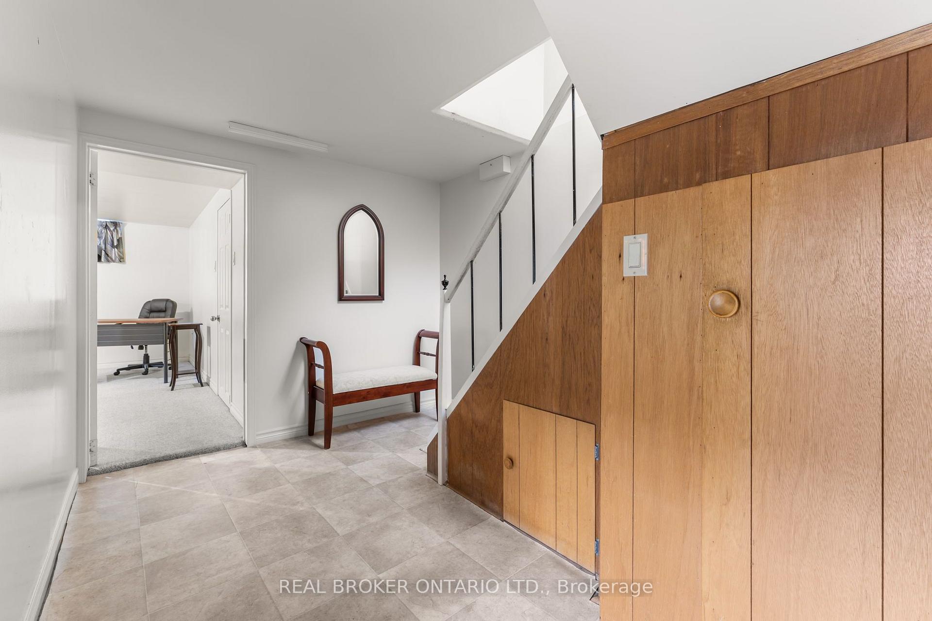 Photo 20 of 55 Rayoak Drive, North York, Parkwoods-Donalda — HOMEH