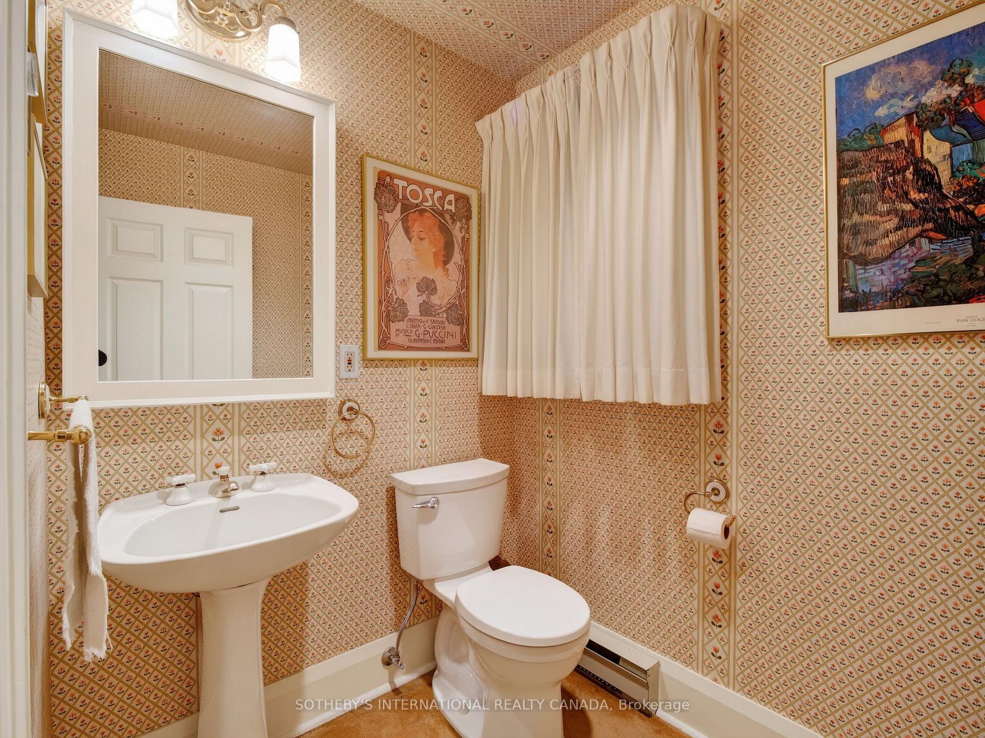 Photo 15 of 78 Willingdon Boulevard, Etobicoke, Kingsway South — HOMEH