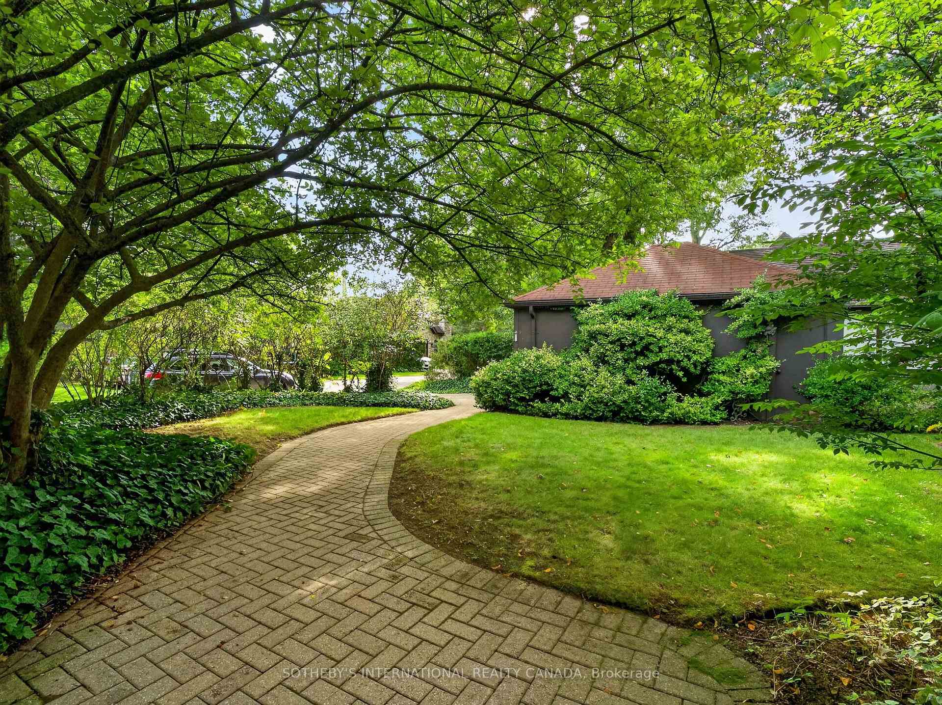 Photo 34 of 78 Willingdon Boulevard, Etobicoke, Kingsway South — HOMEH