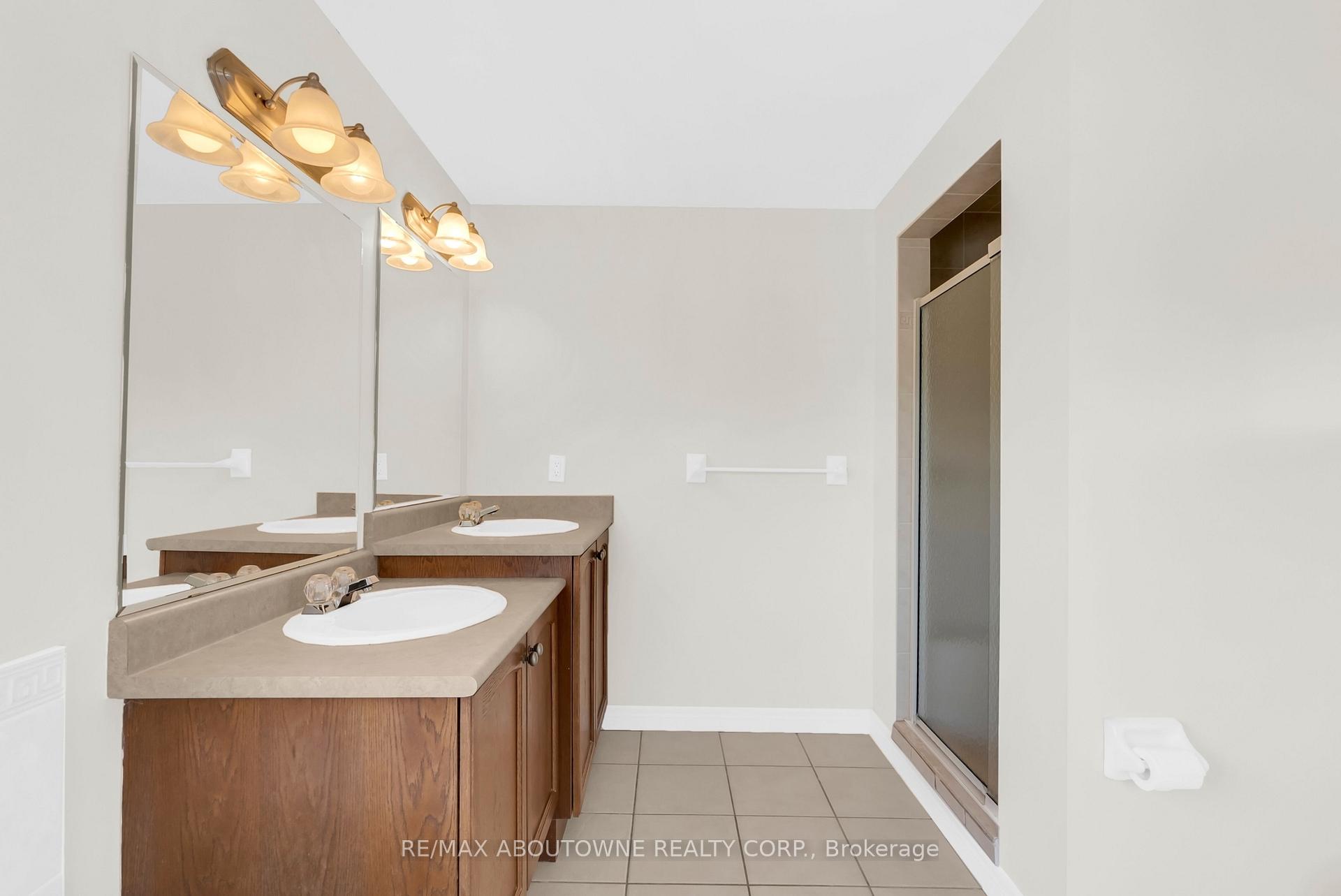Photo 27 of 18 Haney Drive, Guelph, Pineridge/Westminster Woods — HOMEH