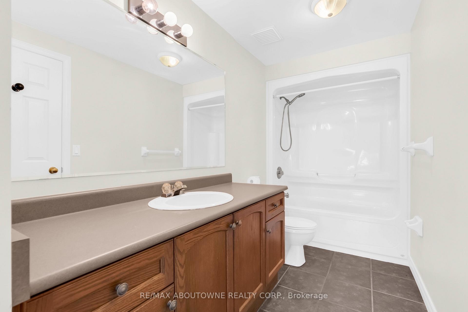 Photo 30 of 18 Haney Drive, Guelph, Pineridge/Westminster Woods — HOMEH