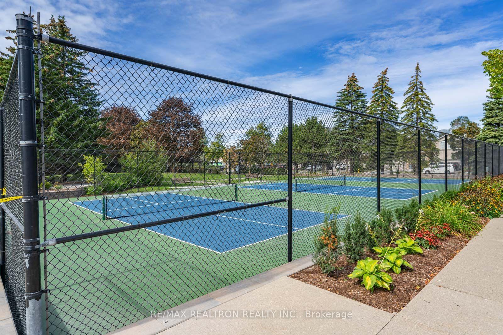 Photo 26 of Unit 803, 7 Townsgate Drive, Vaughan, Crestwood-Springfarm-Yorkhill — HOMEH