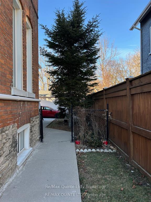 Photo 21 of Unit 5, 116 King Street, Quinte West, Trenton Ward — HOMEH