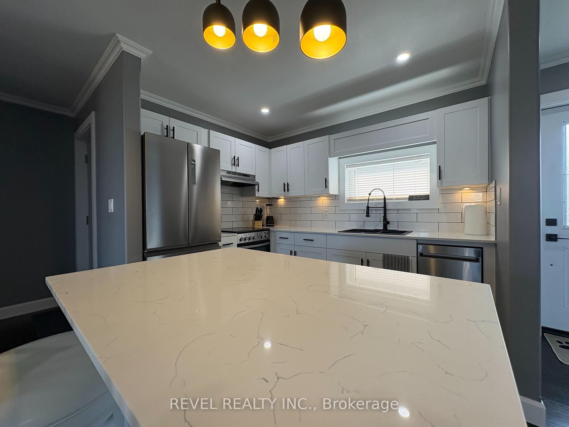Photo 5 of 294 Chabot Crescent, Mattice-Val Cote, Mattice — HOMEH