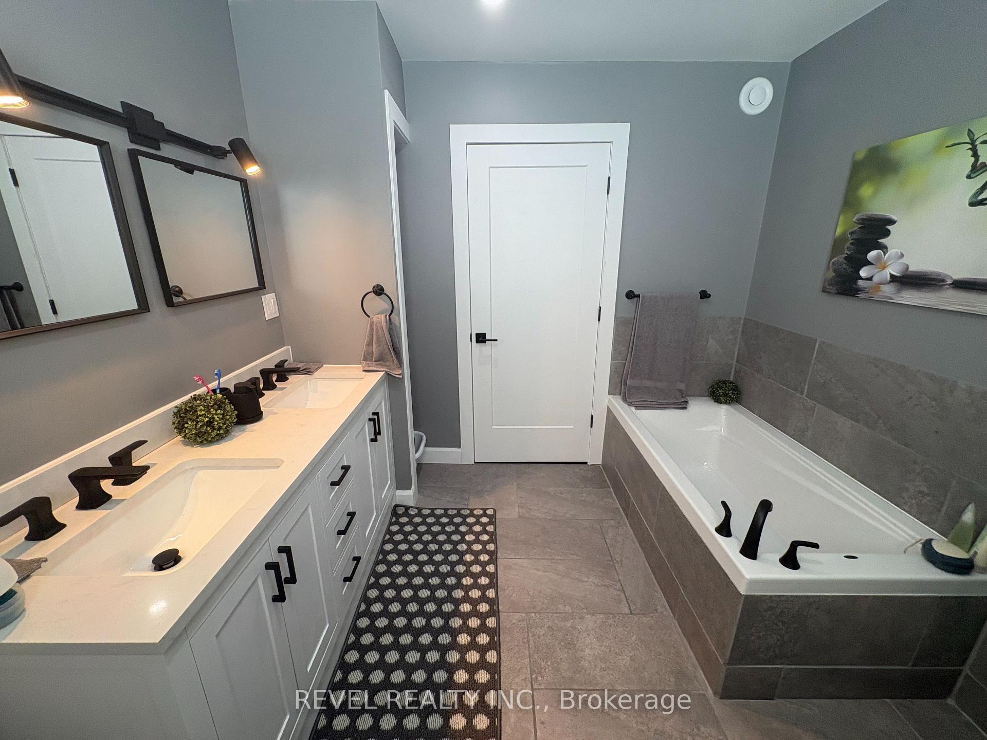 Photo 13 of 294 Chabot Crescent, Mattice-Val Cote, Mattice — HOMEH
