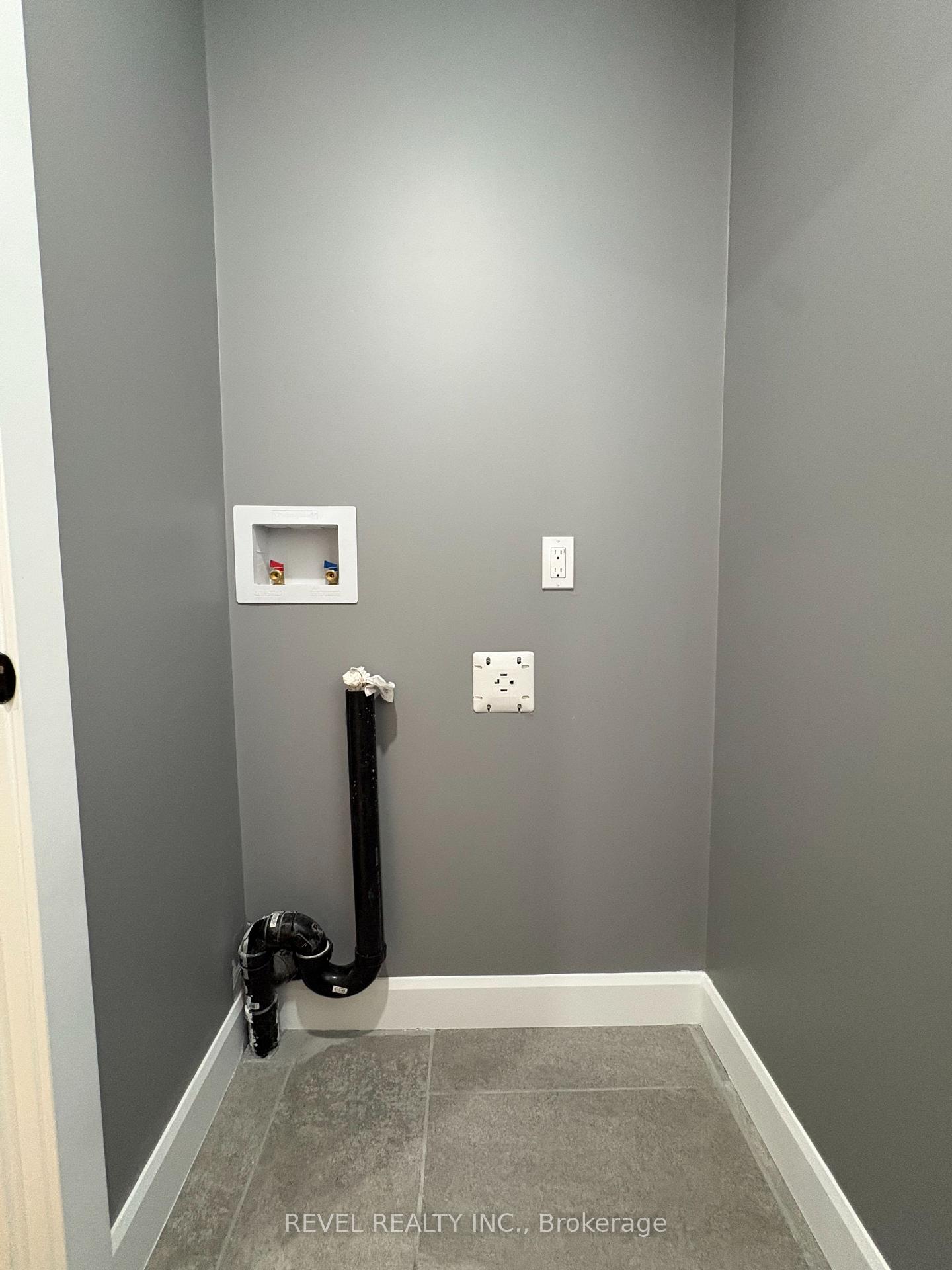 Photo 19 of 294 Chabot Crescent, Mattice-Val Cote, Mattice — HOMEH
