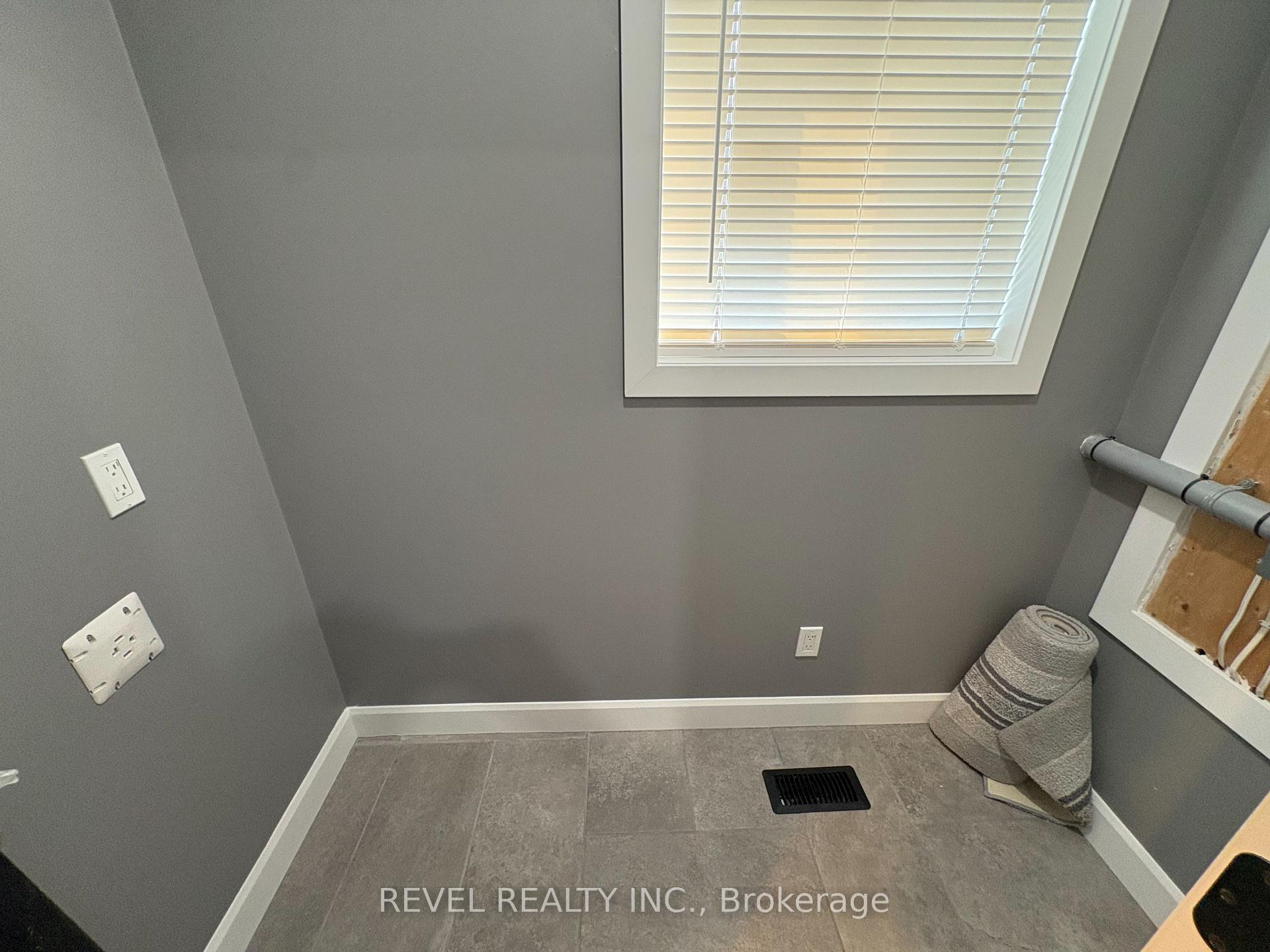 Photo 20 of 294 Chabot Crescent, Mattice-Val Cote, Mattice — HOMEH