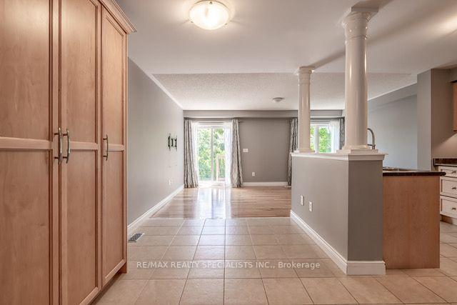 Photo 13 of 3222 Sharp Road, Burlington, Alton — HOMEH