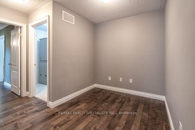 Photo 25 of 3222 Sharp Road, Burlington, Alton — HOMEH