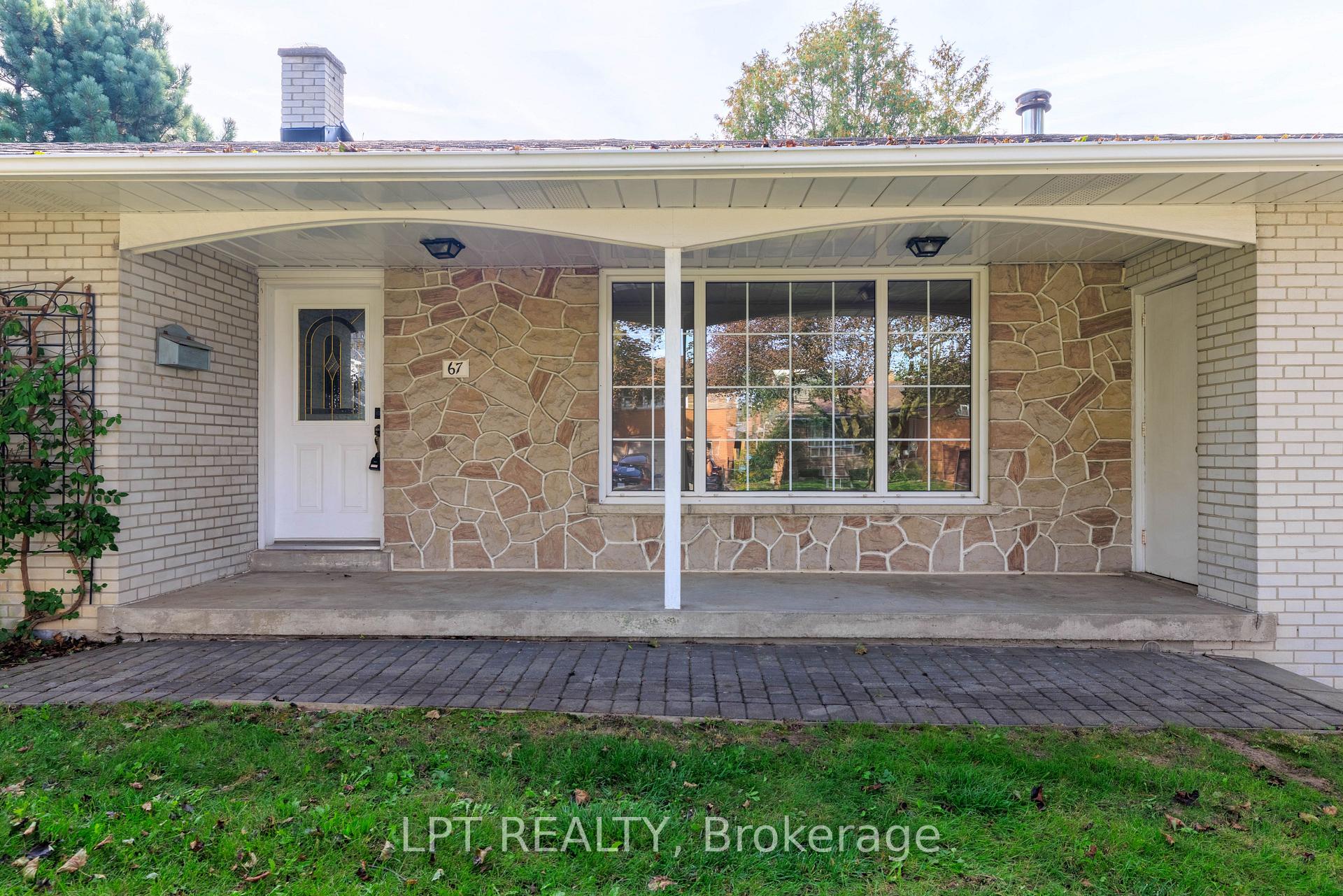 Photo 5 of 67 Woodthorpe Road, North York, Victoria Village — HOMEH