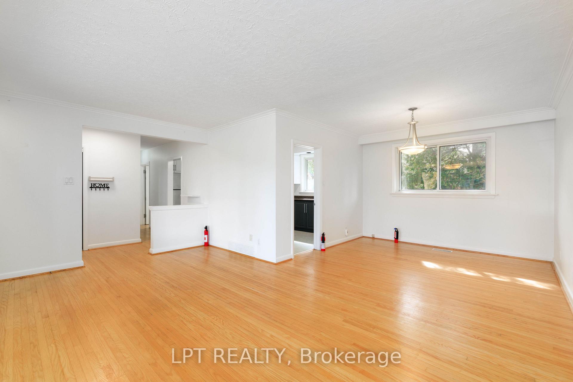 Photo 10 of 67 Woodthorpe Road, North York, Victoria Village — HOMEH