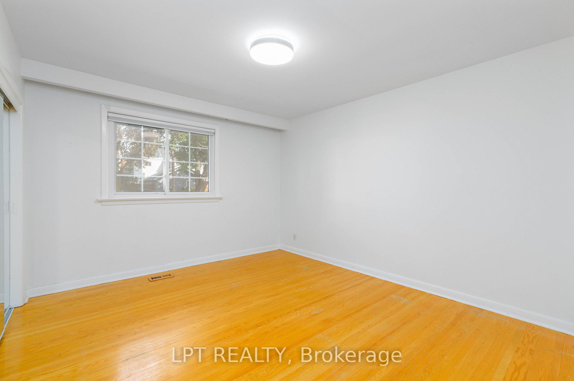 Photo 13 of 67 Woodthorpe Road, North York, Victoria Village — HOMEH