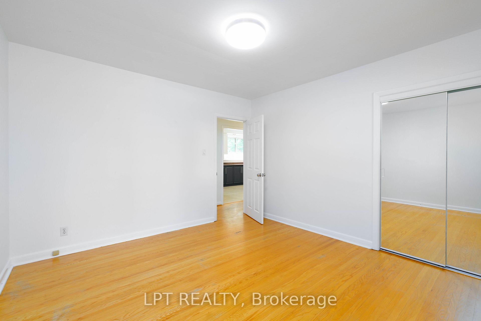 Photo 14 of 67 Woodthorpe Road, North York, Victoria Village — HOMEH